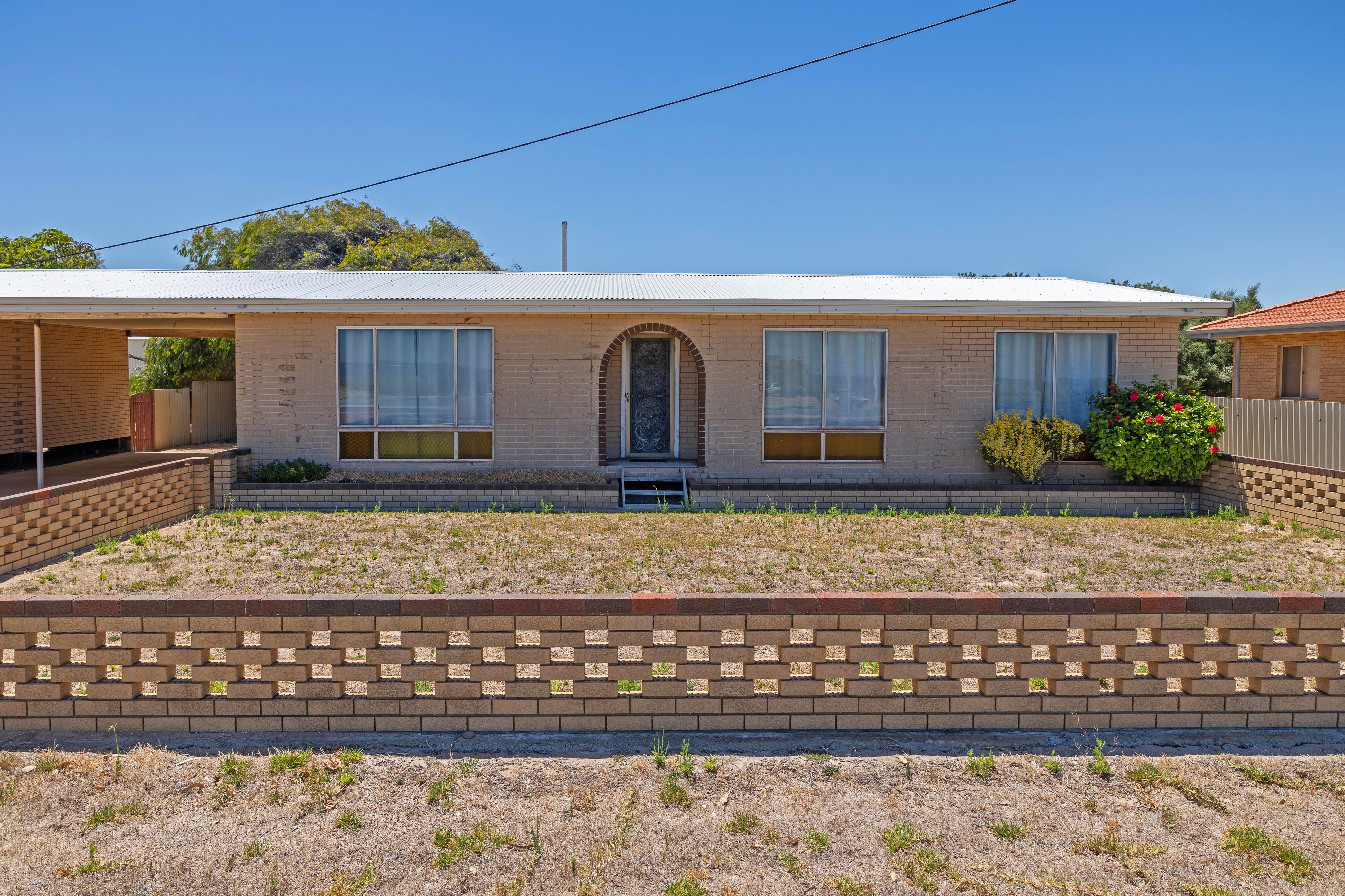 236 Ocean View Drive — photo 6 of 8
