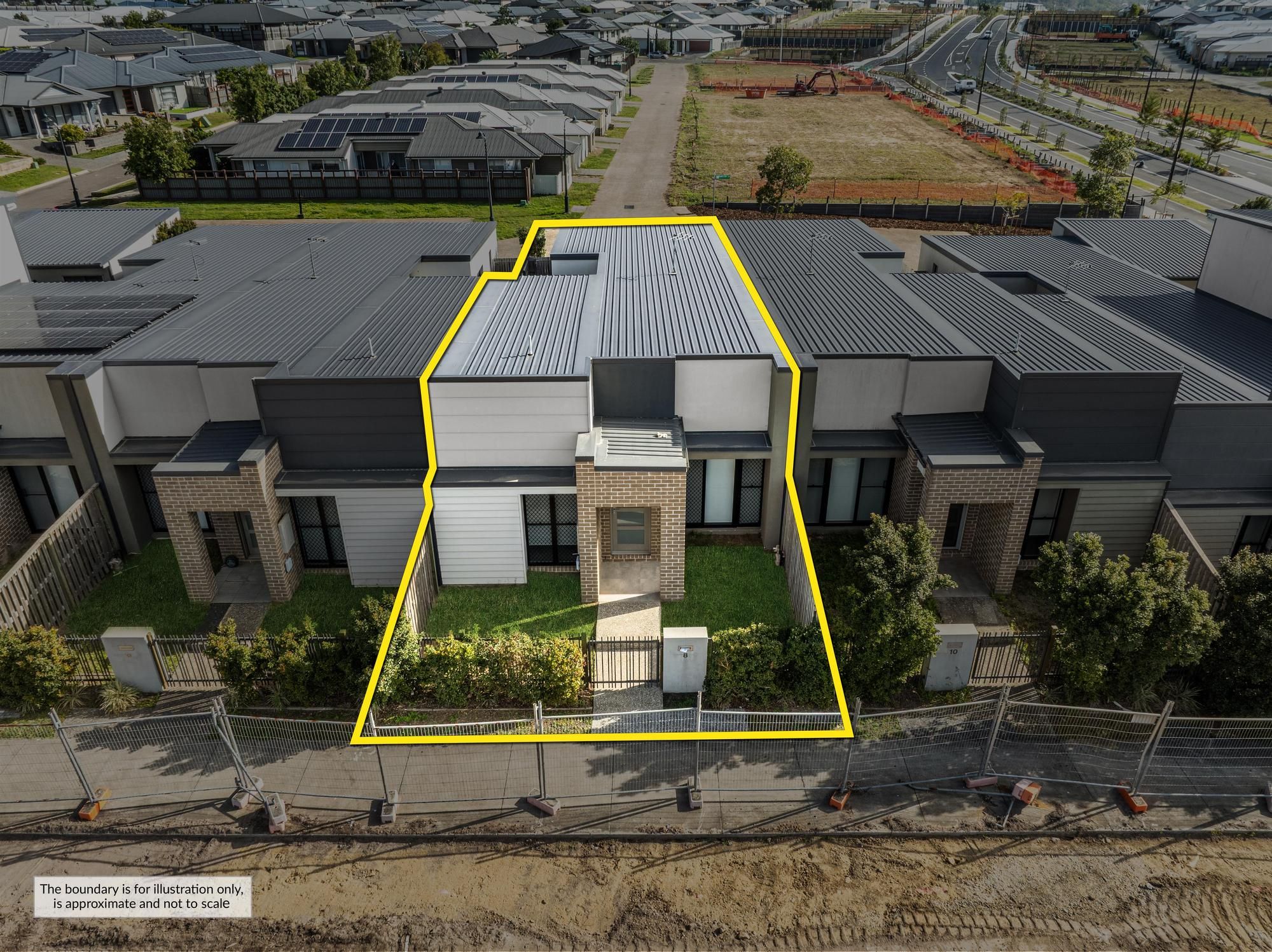 8 Torrens Parkway — photo 2 of 21