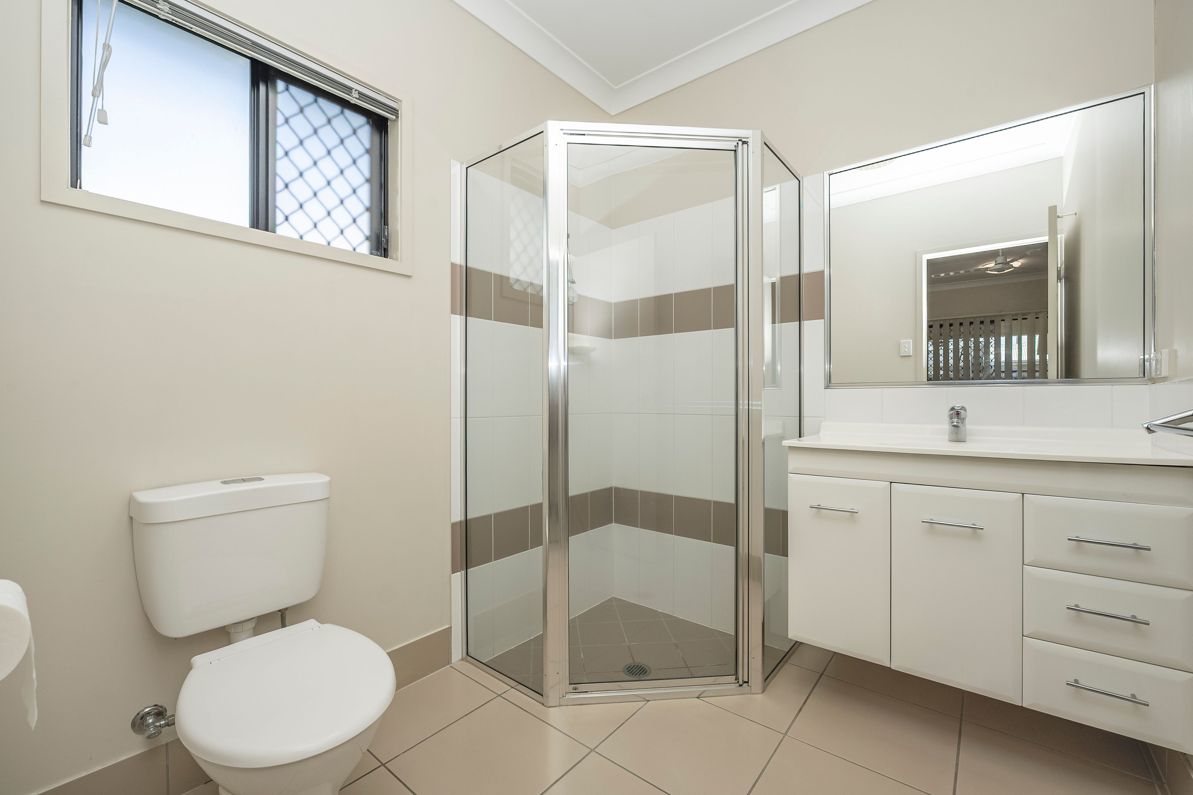 21 Rowley Place — photo 12 of 14