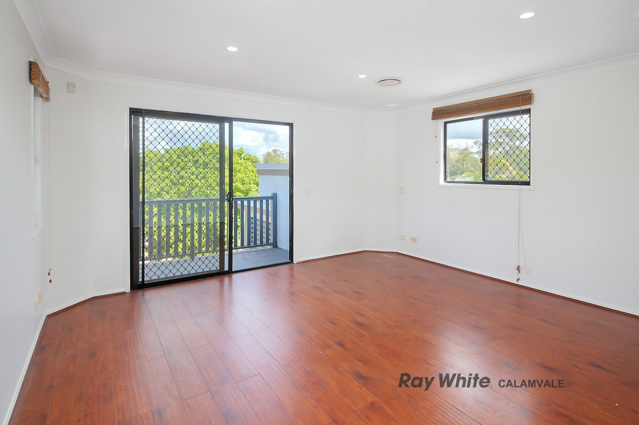 6 Hastings Close — photo 7 of 22