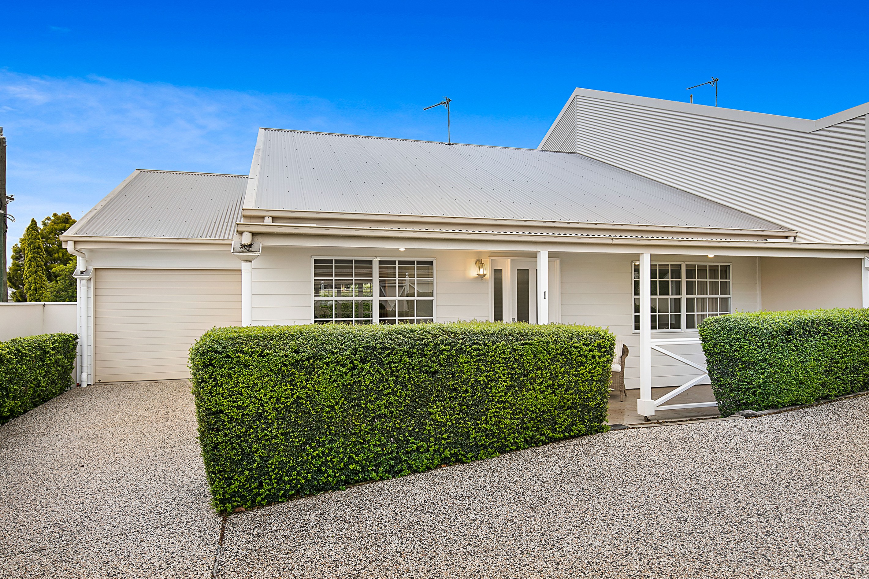 Unit 1/90 Glenvale Road, Harristown, QLD 4350