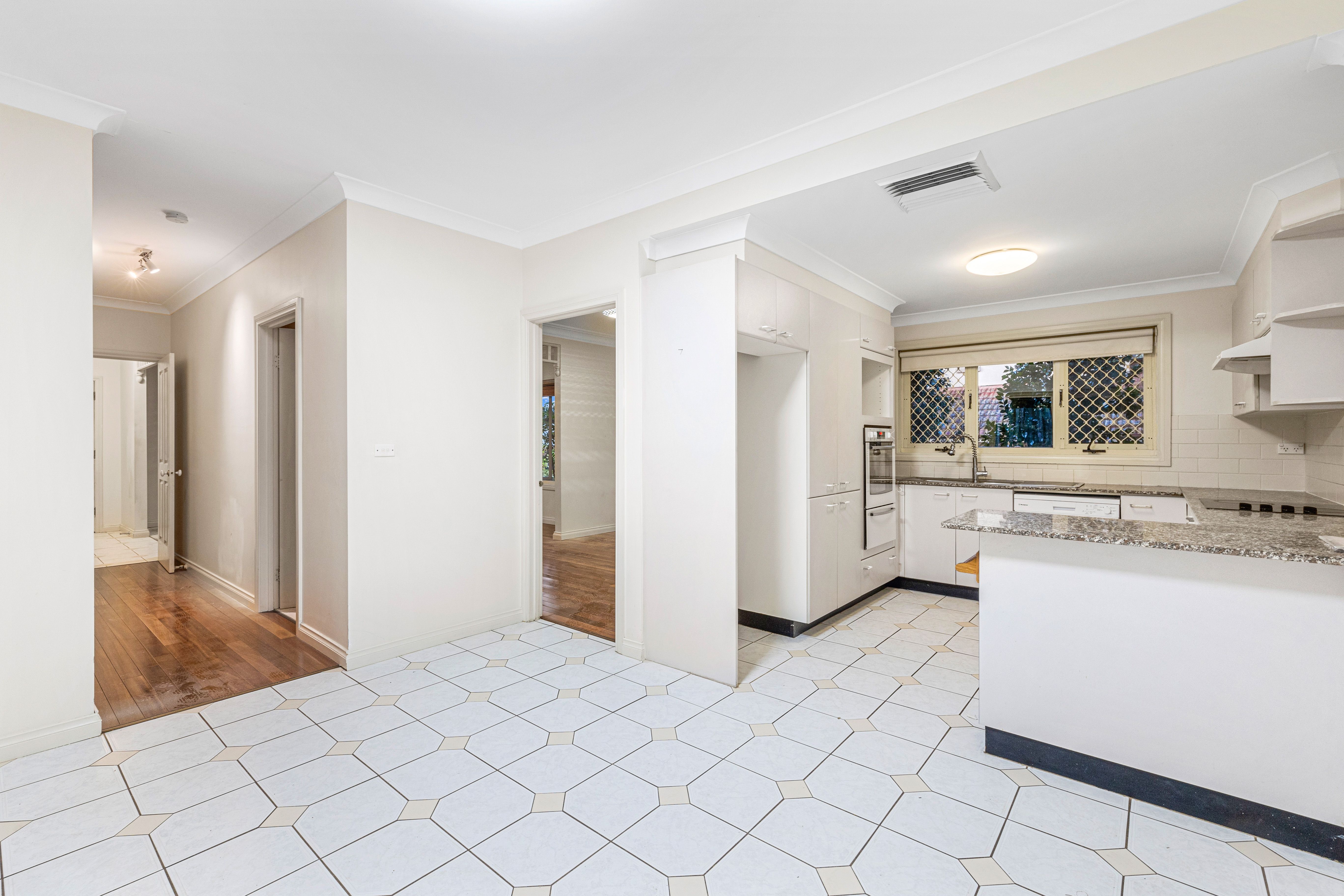 10 Rockleigh Way, Epping, NSW 2121