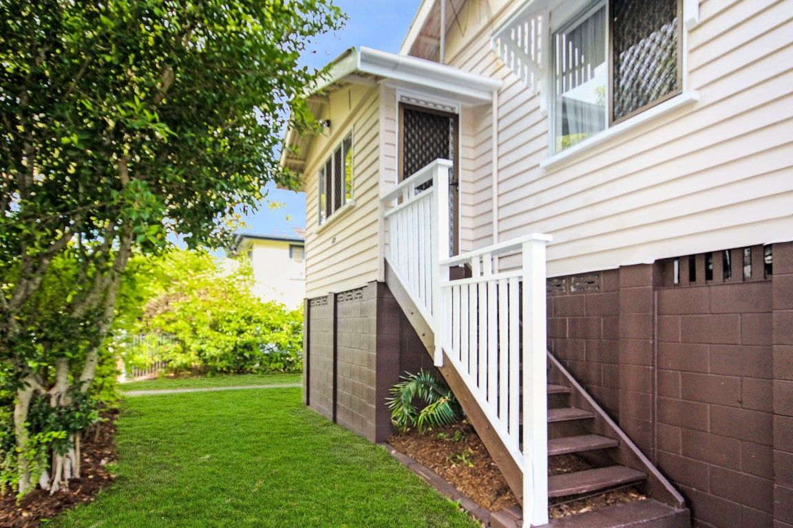 121 Duporth Avenue, Maroochydore, QLD 4558