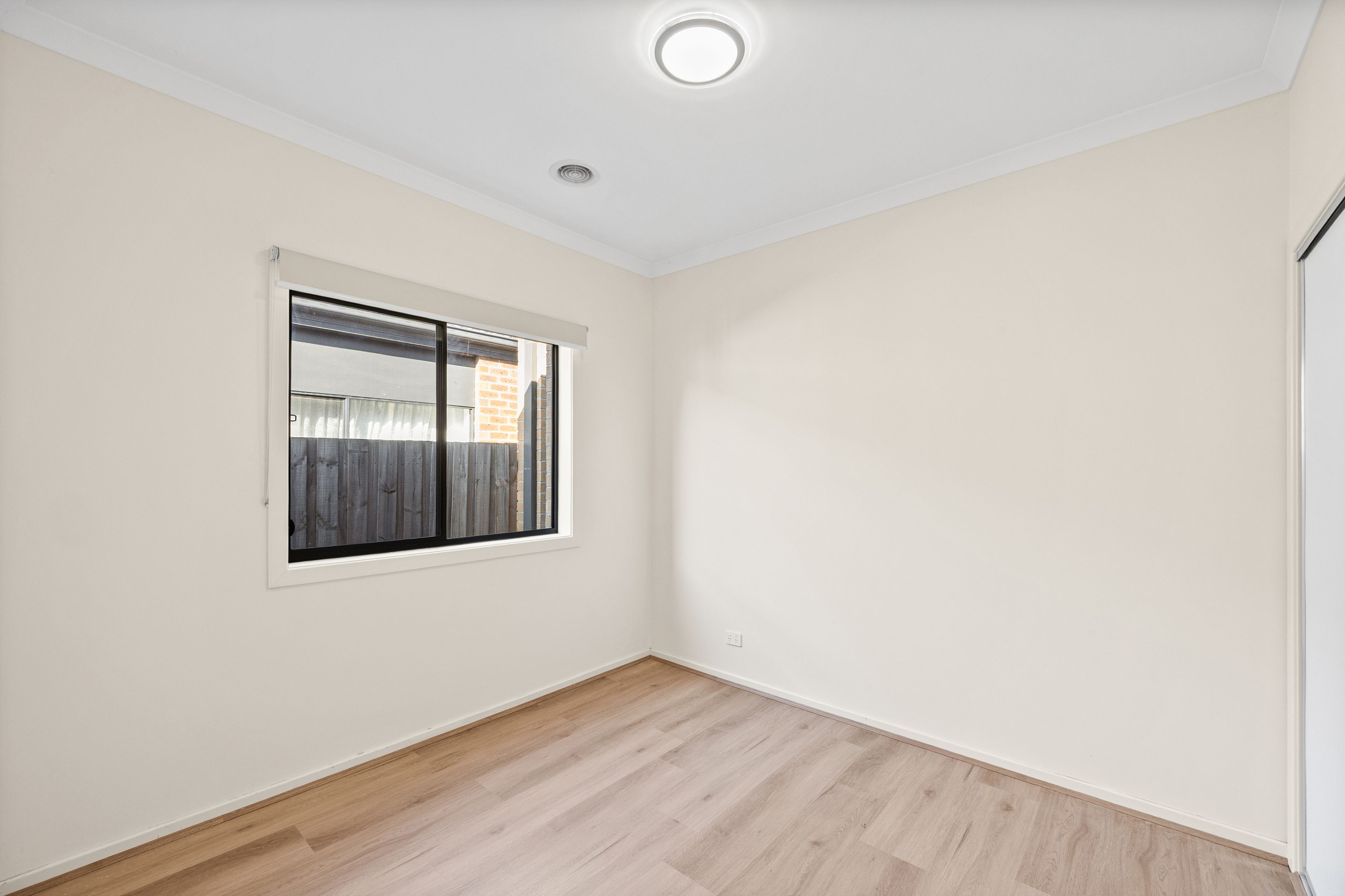 29 Leandon Avenue — photo 9 of 14