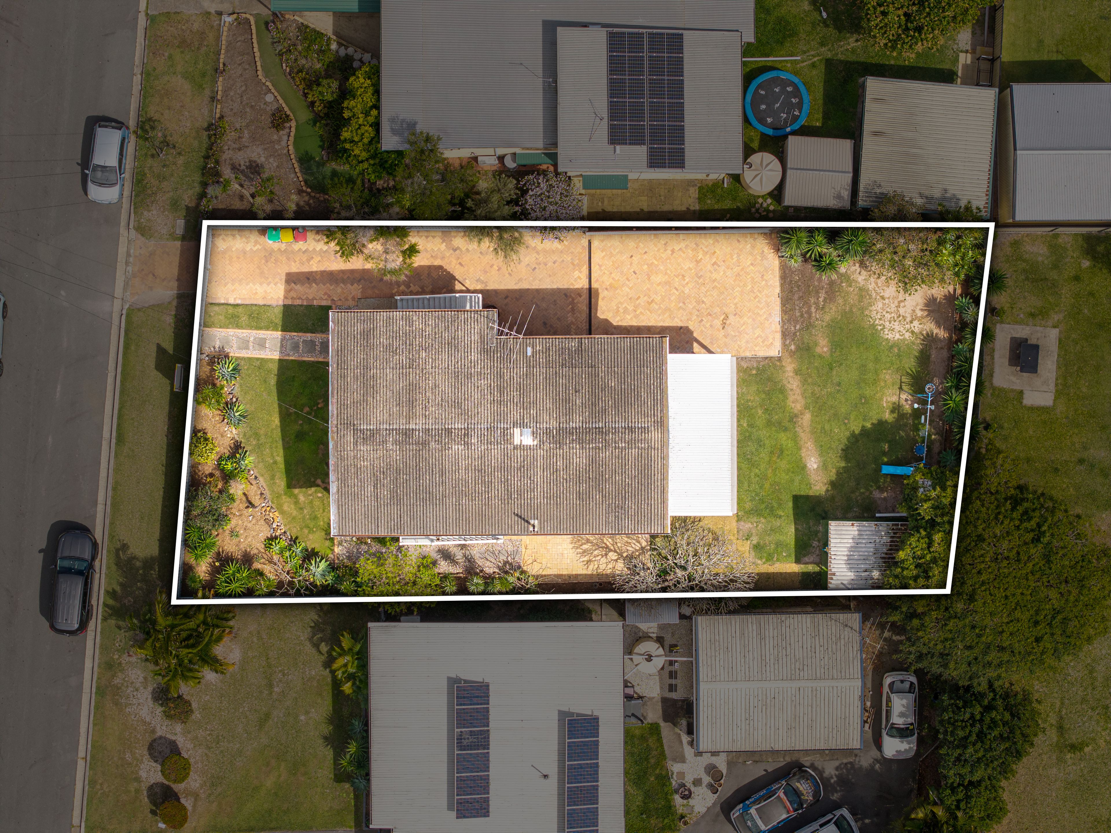 63 Kurumba Street — photo 6 of 26