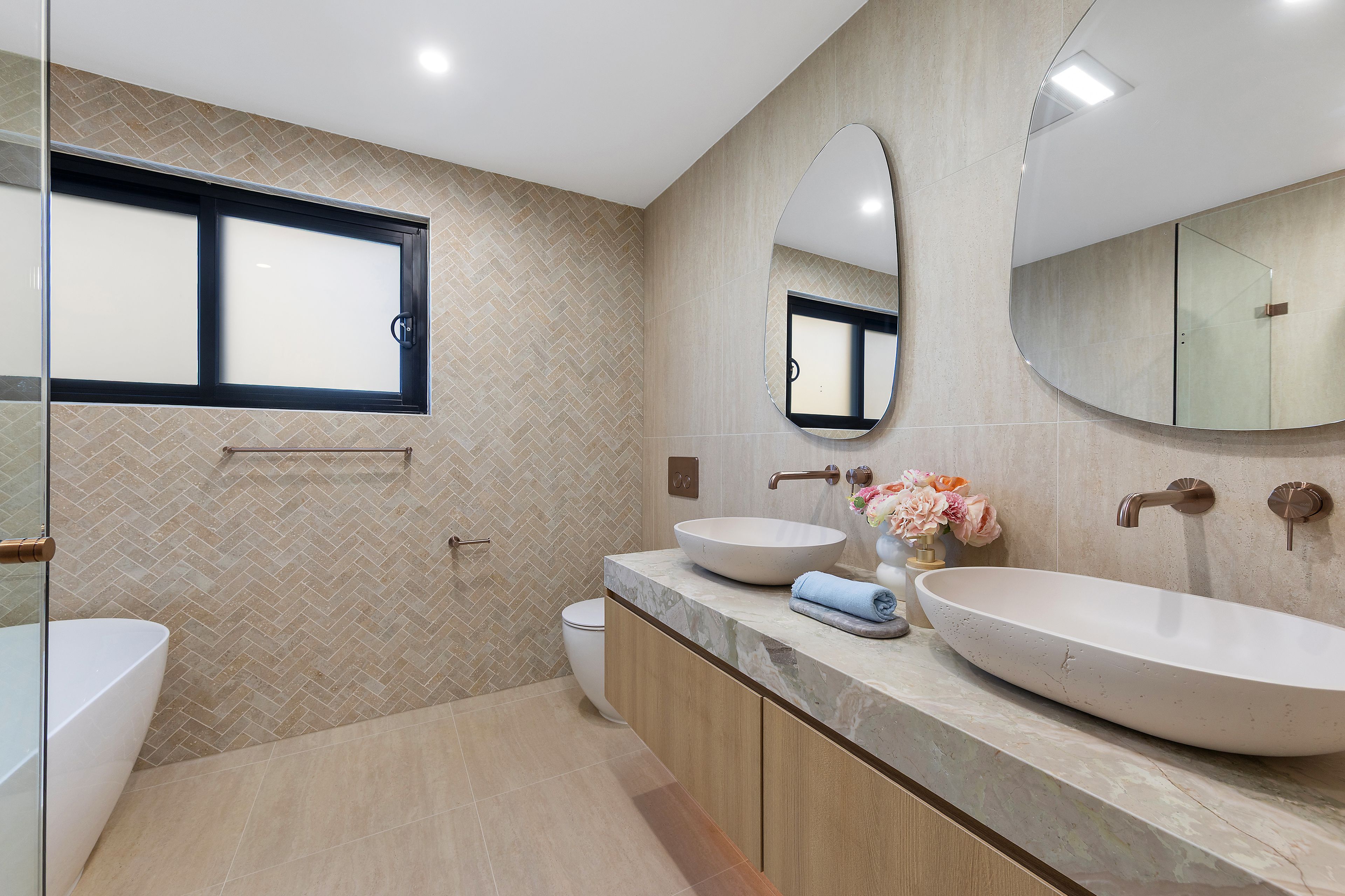 122 Bobbin Head Road — photo 16 of 17