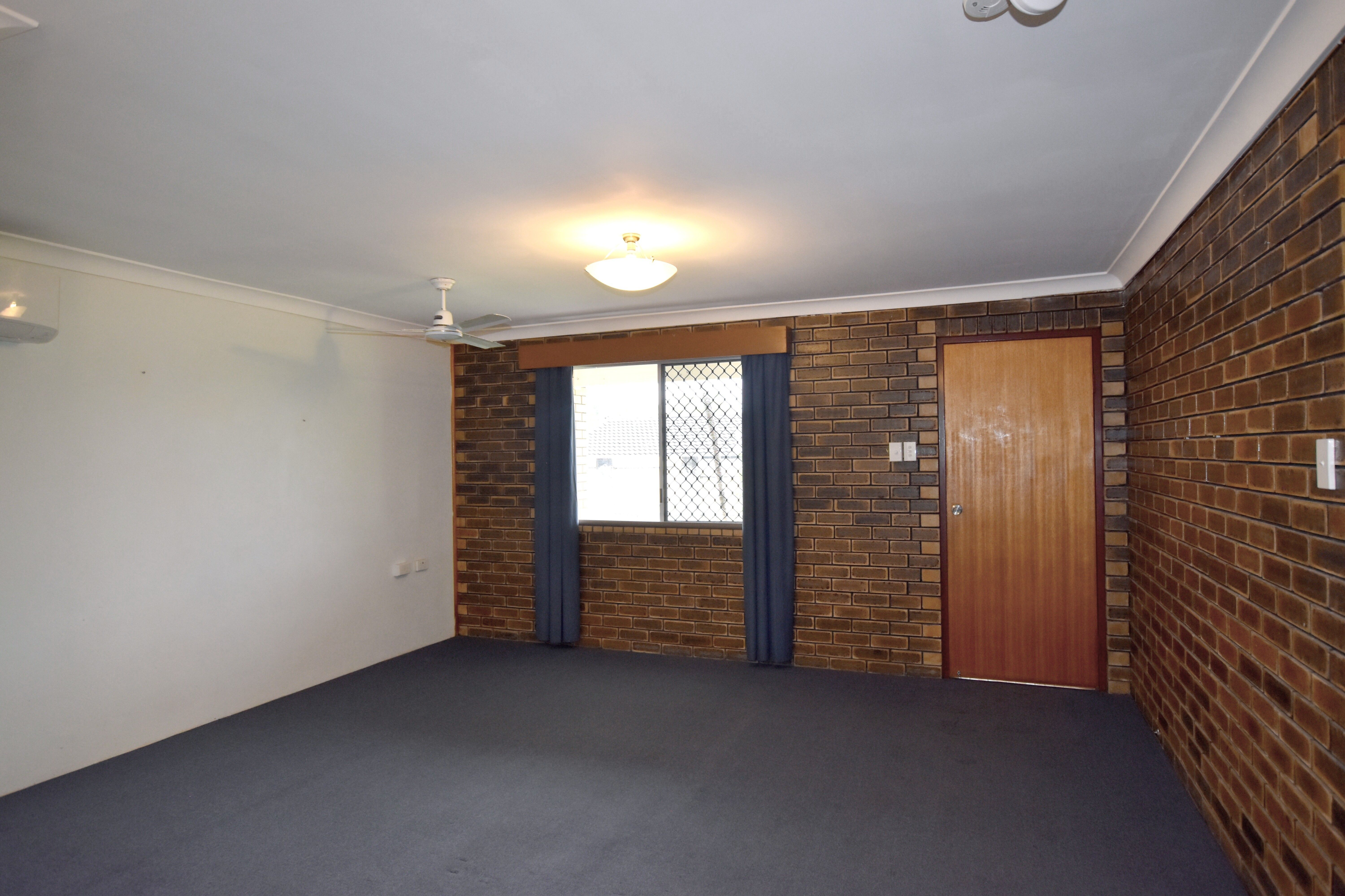 1/6 Fitzroy Avenue, Clinton, QLD 4680