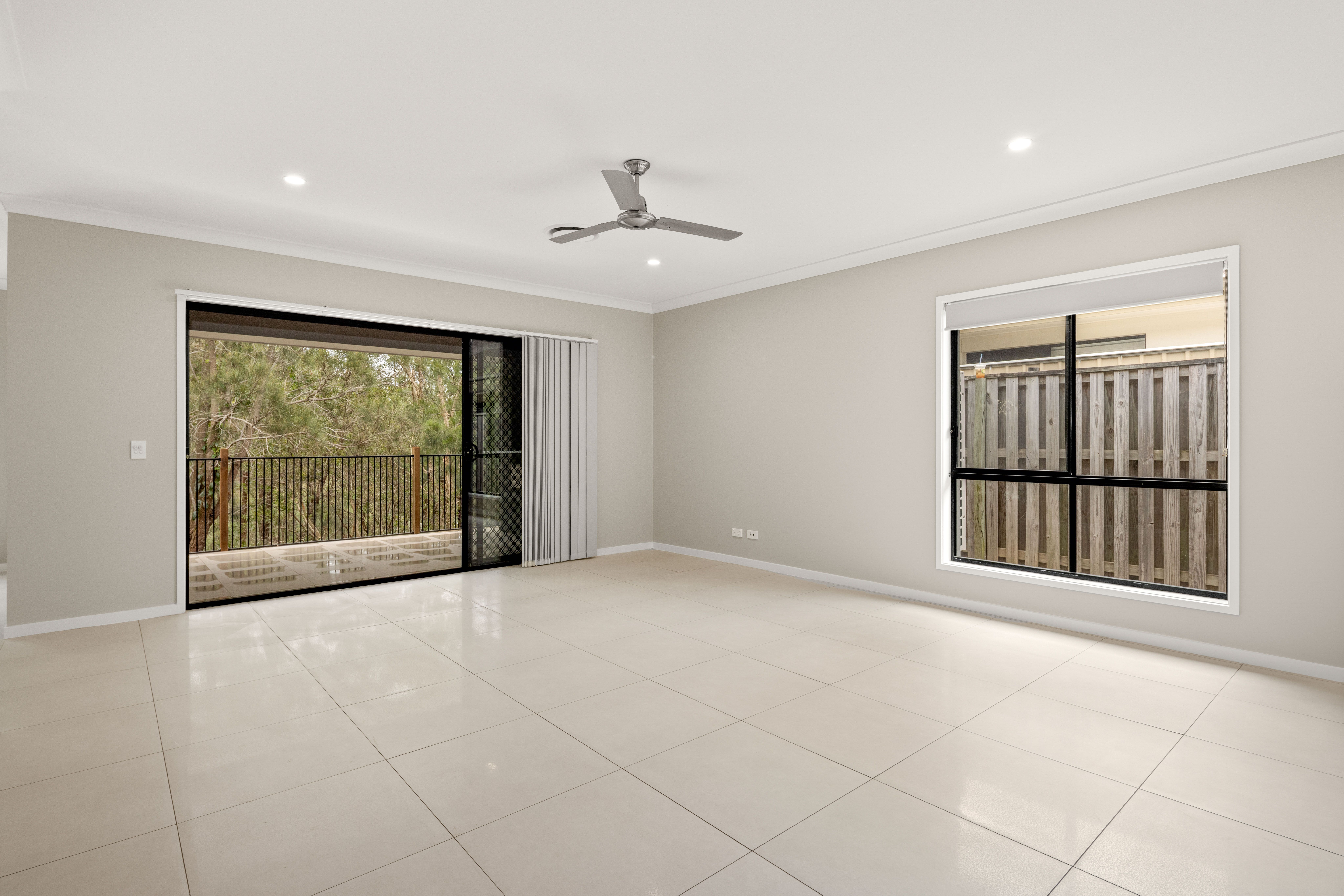 42 Ningaloo Drive — photo 6 of 25