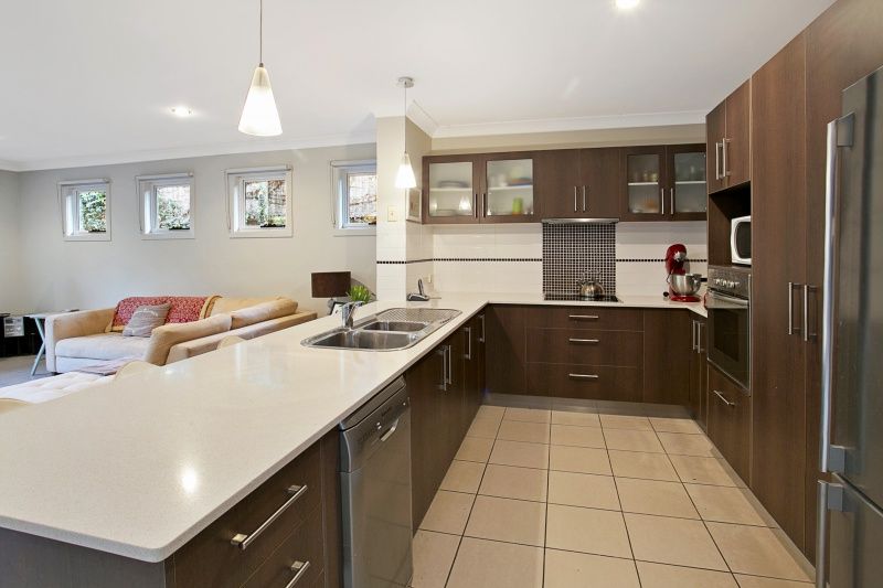 56 Robertson Street, Sherwood, QLD 4075