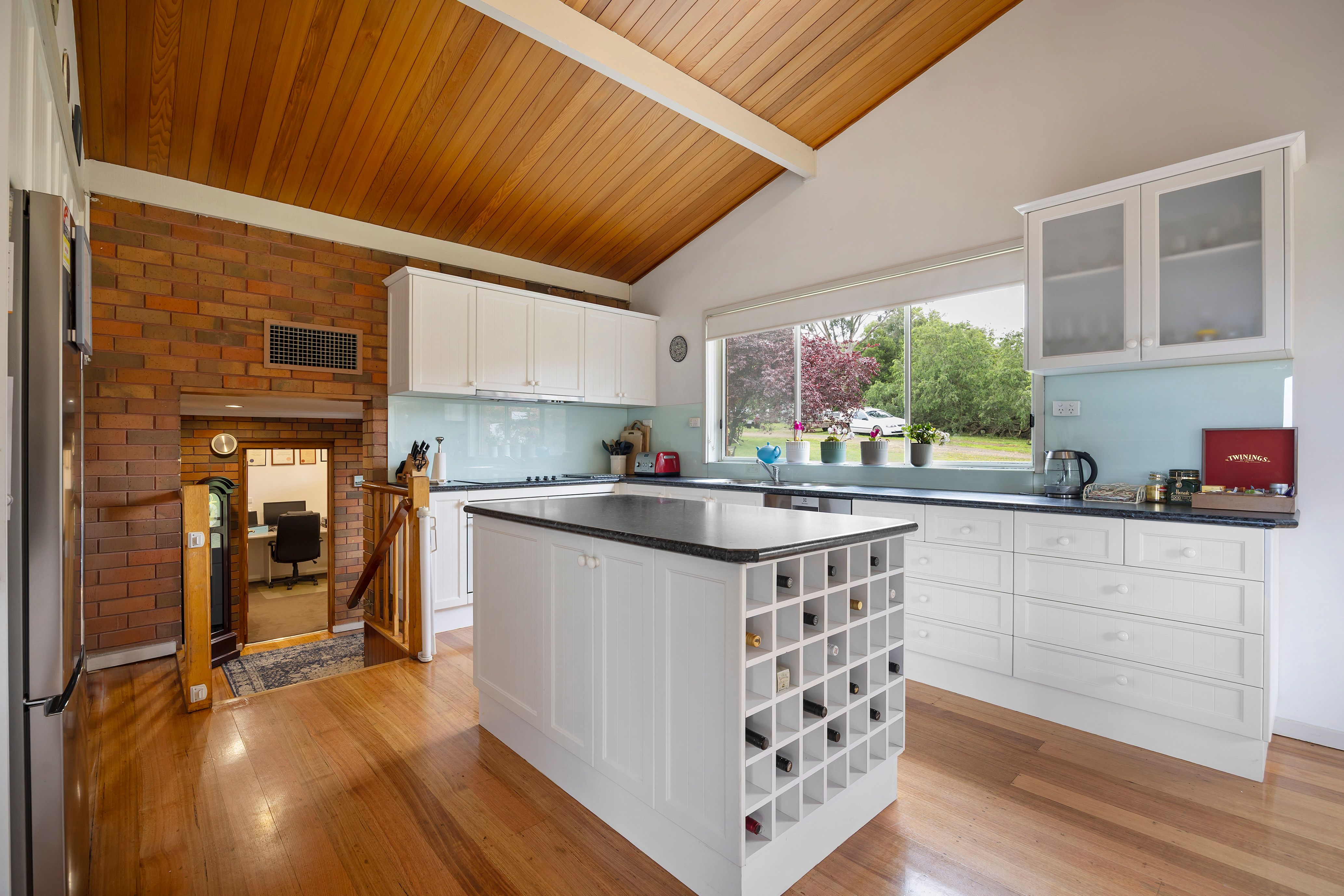 335 Sandy Creek Road — photo 8 of 22