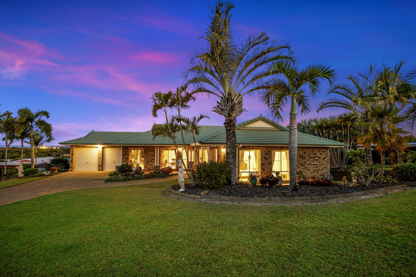 4 Sovereign Court, Urraween, QLD 4655