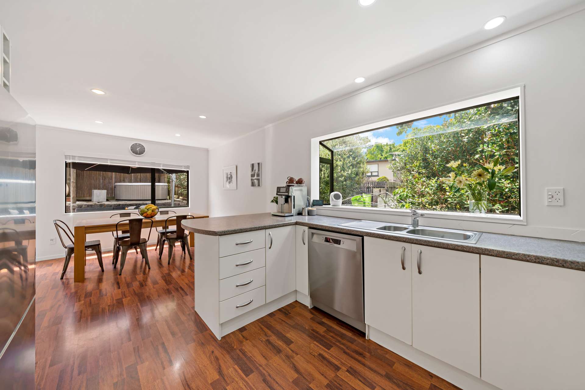 19A Riddell Road photo 6