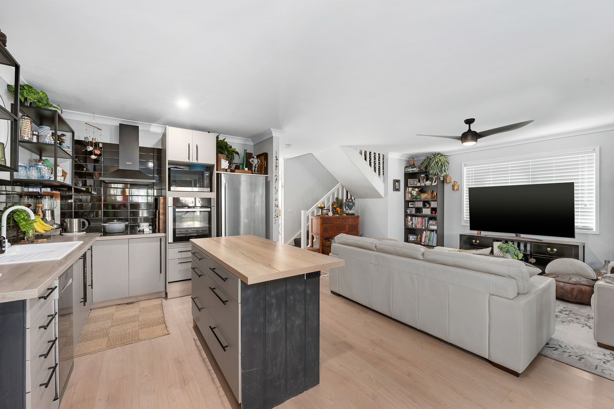 24/20 Huth Street, Labrador, QLD 4215