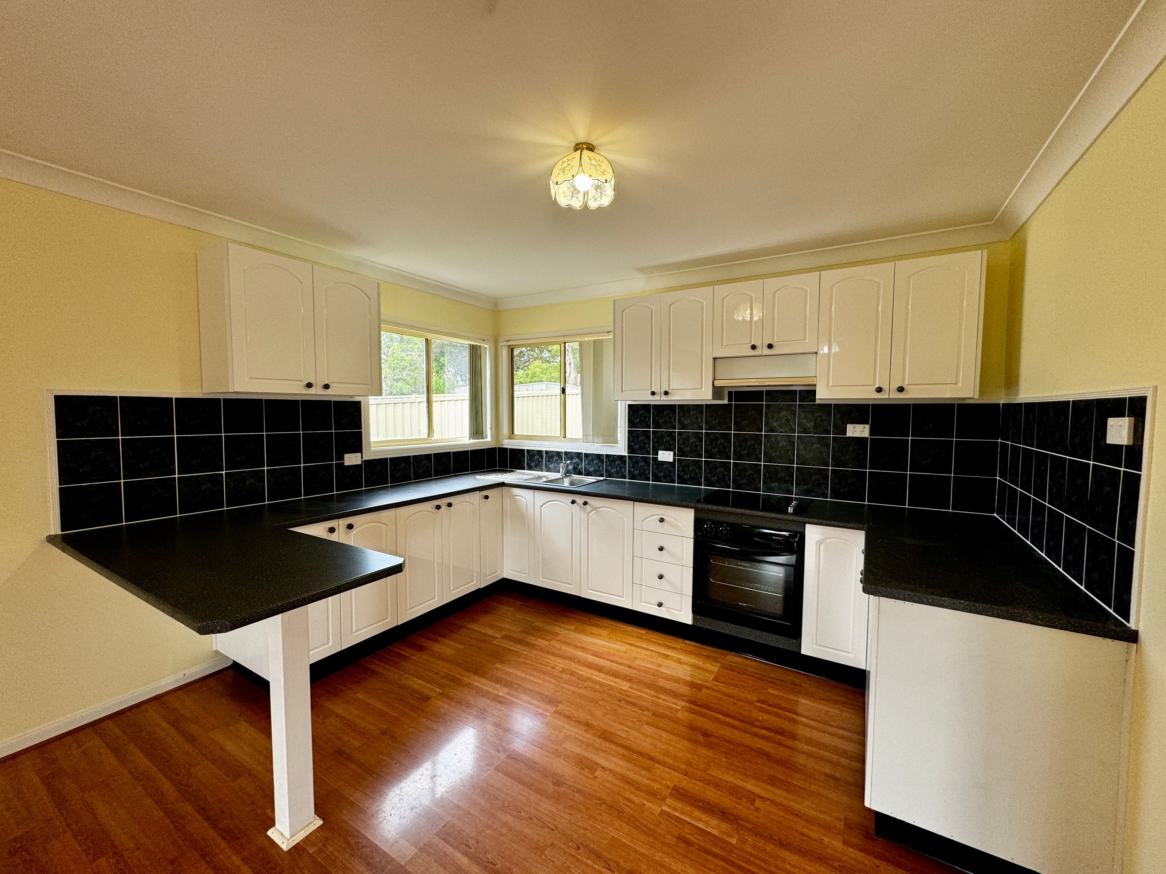 10 Wellings Street, Morisset, NSW 2264