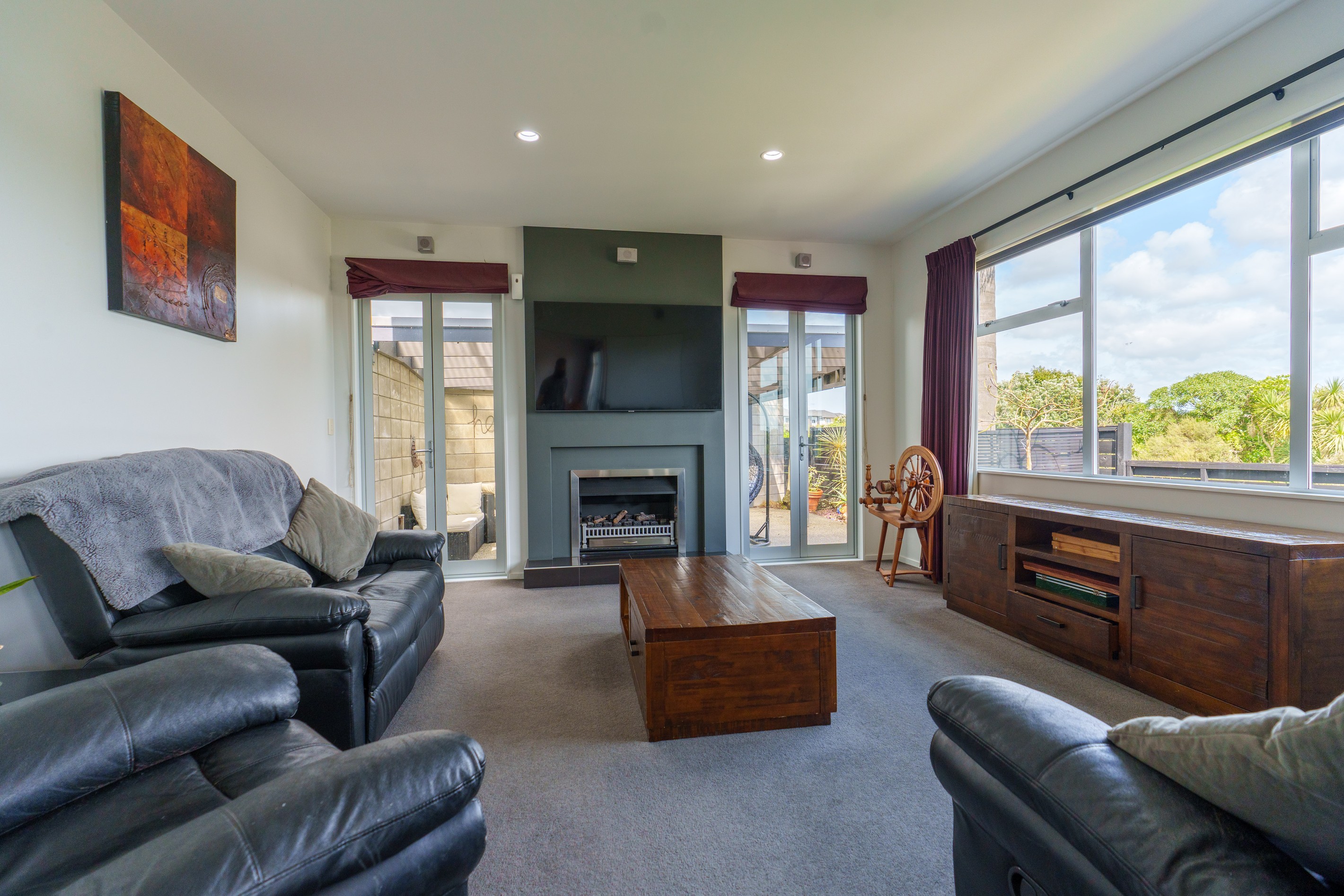49 Aberdeen Crescent, Wattle Downs, Manukau City
