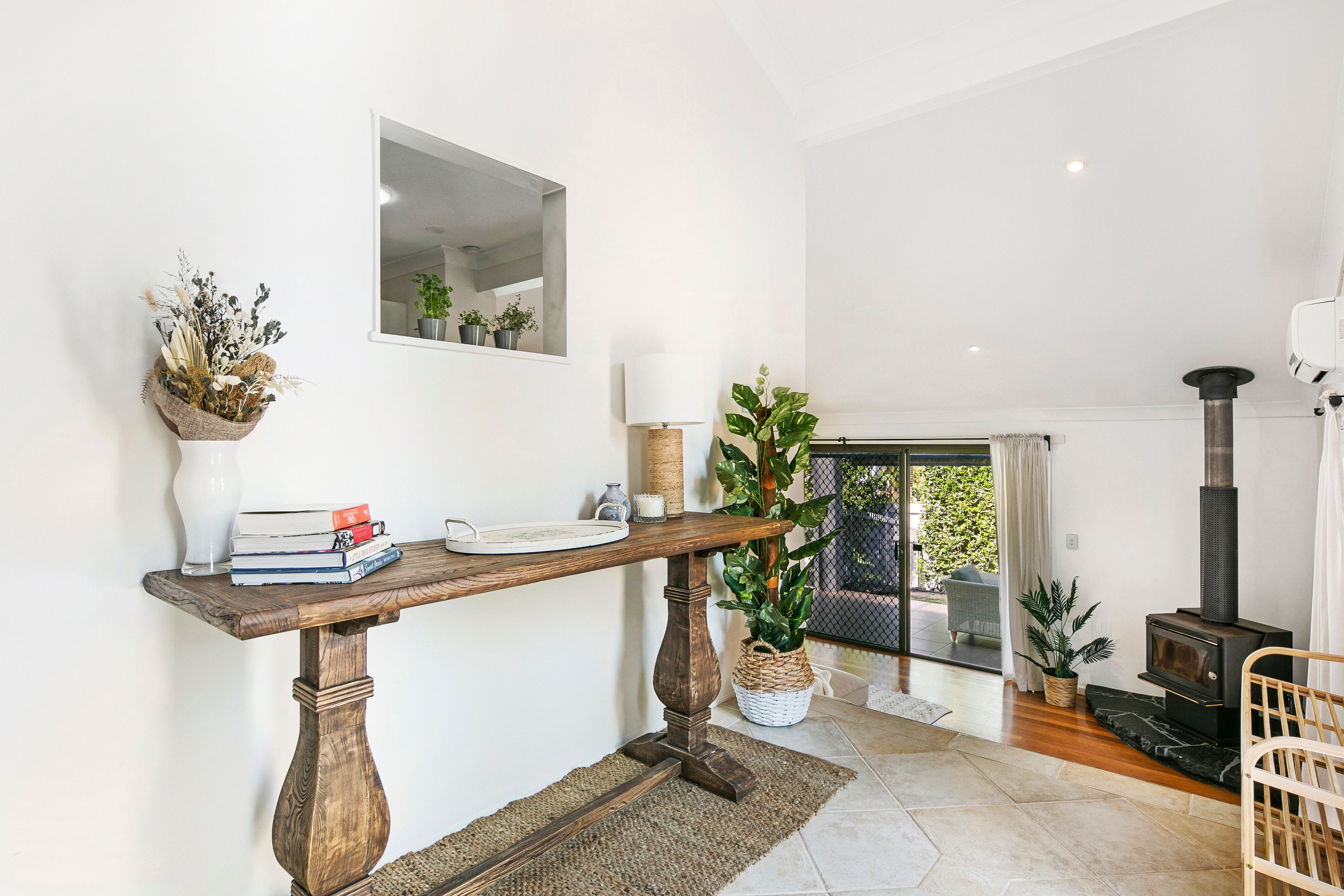 28 Beauty Point Drive, Robina, QLD 4226