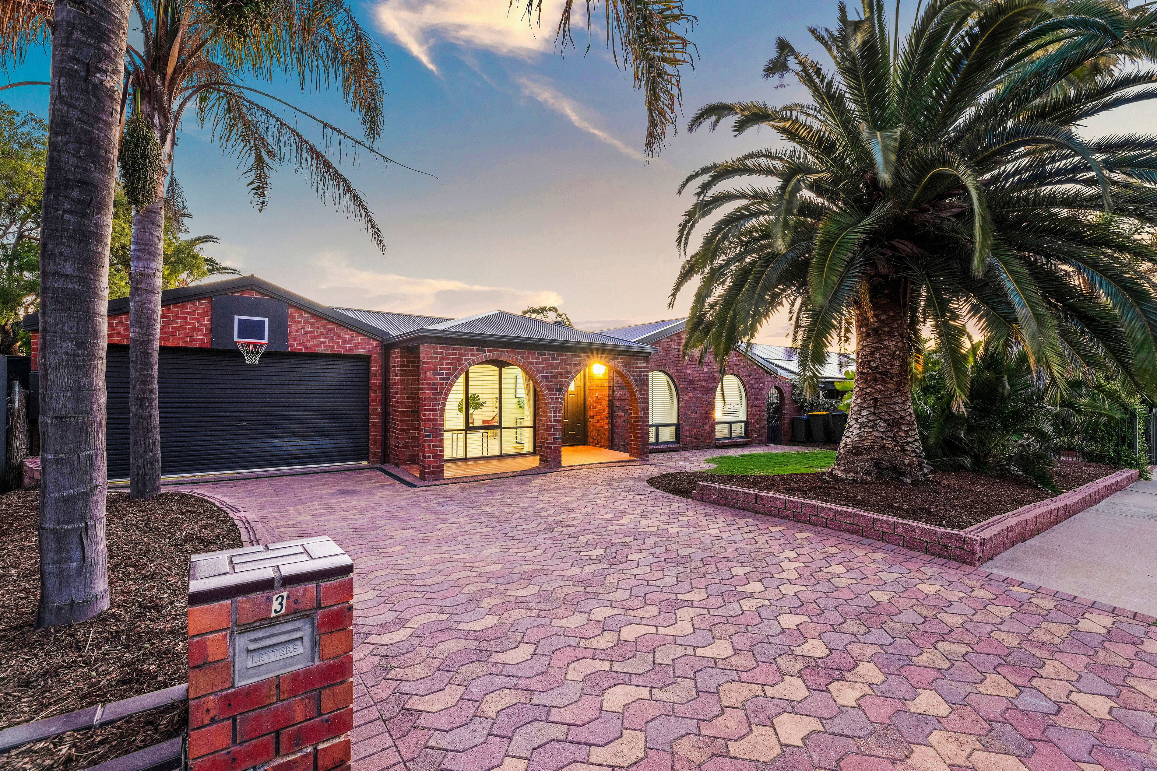 3 Settlers Drive, West Lakes, SA 5021