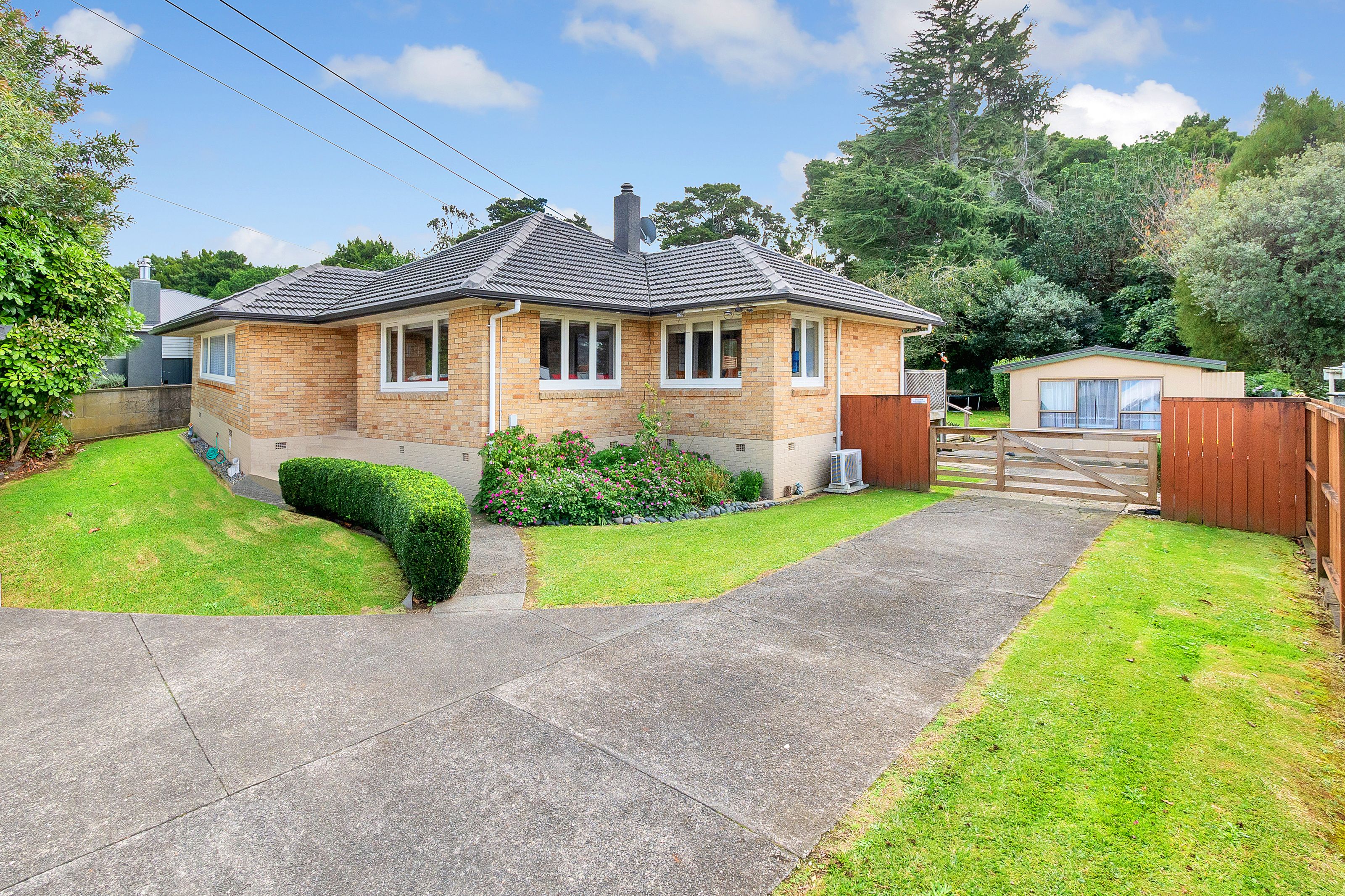 11 Callis Avenue, Opaheke, Papakura