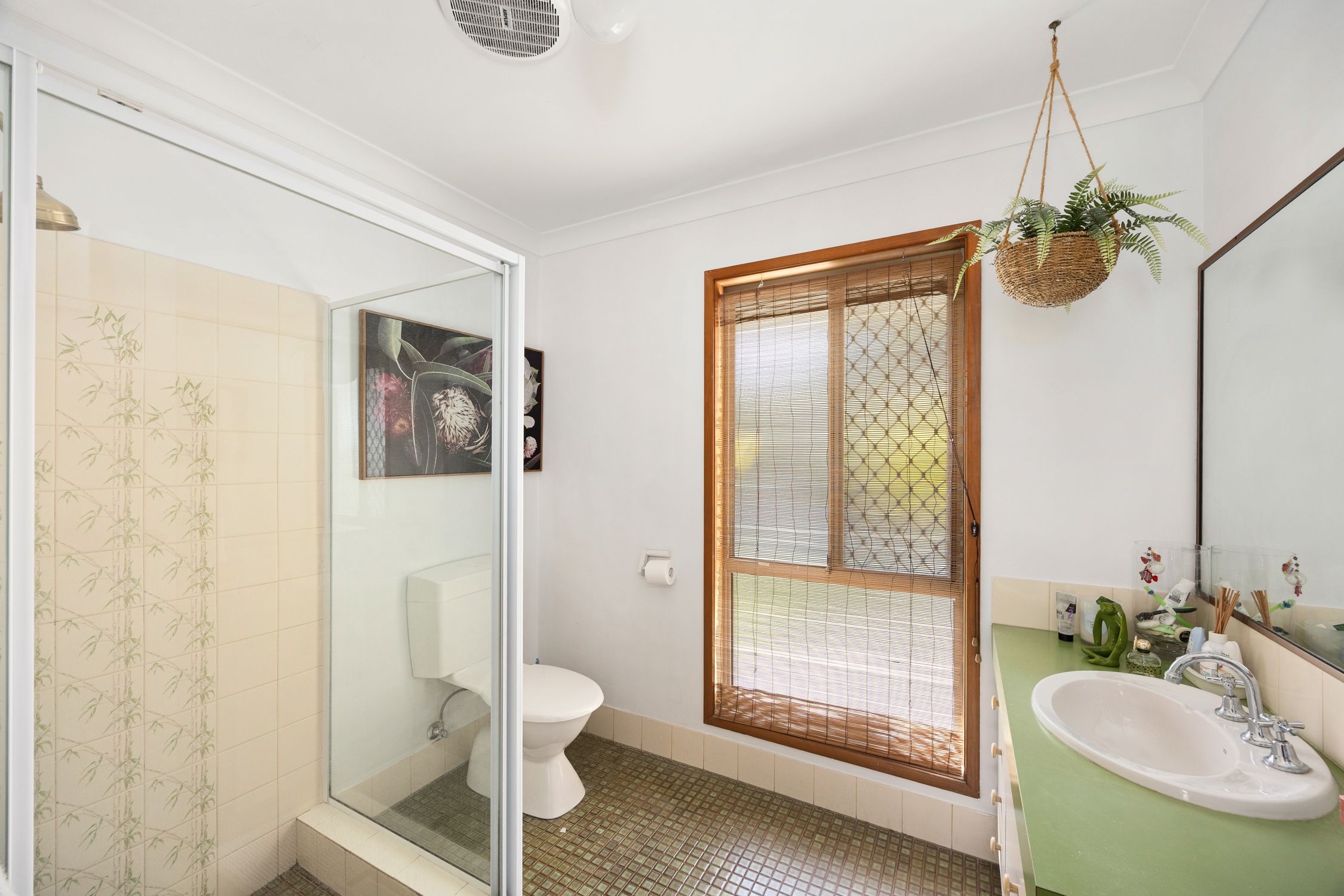 63 MUKINE Street — photo 11 of 15