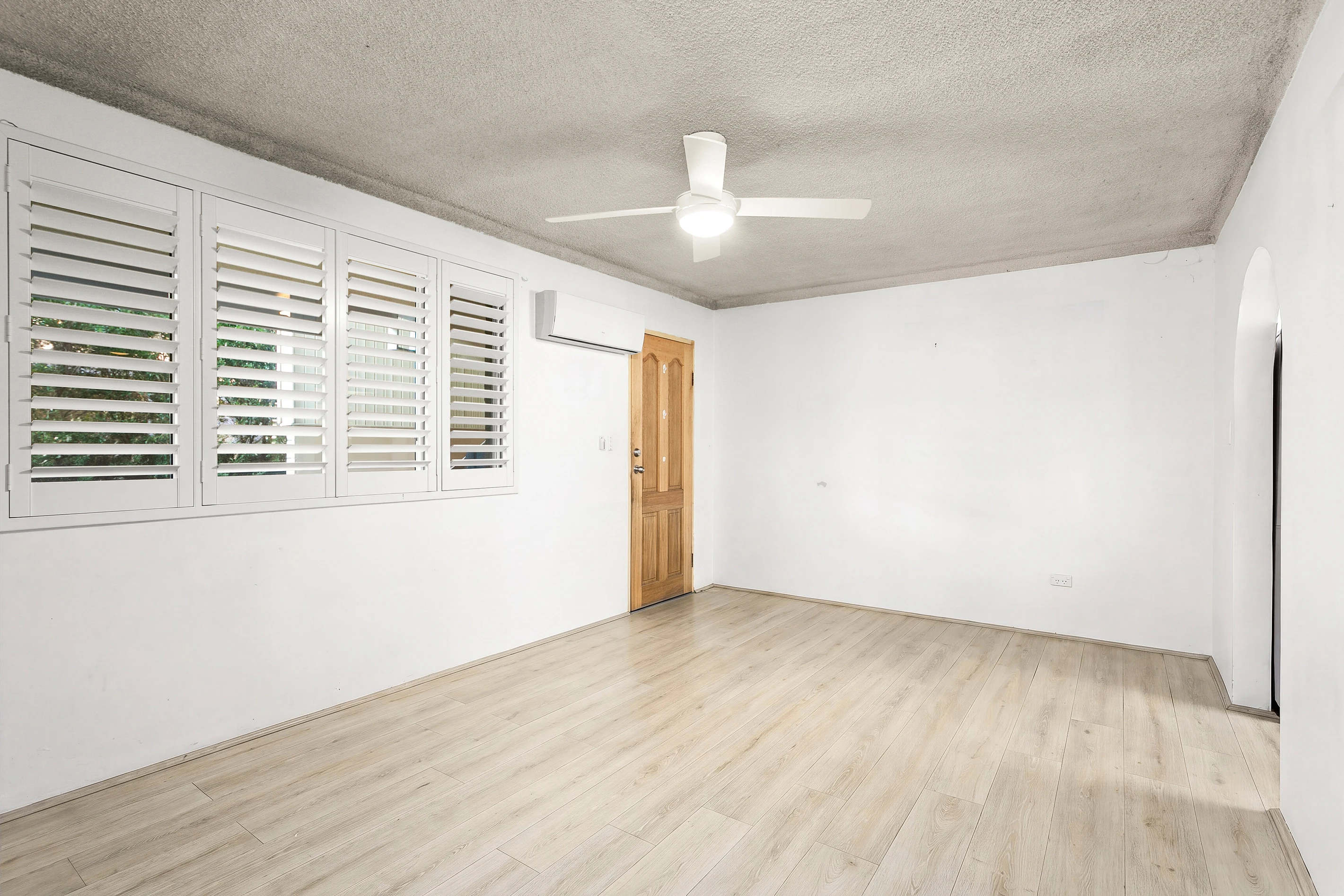 1/4 Gipps Crescent, Barrack Heights, NSW 2528