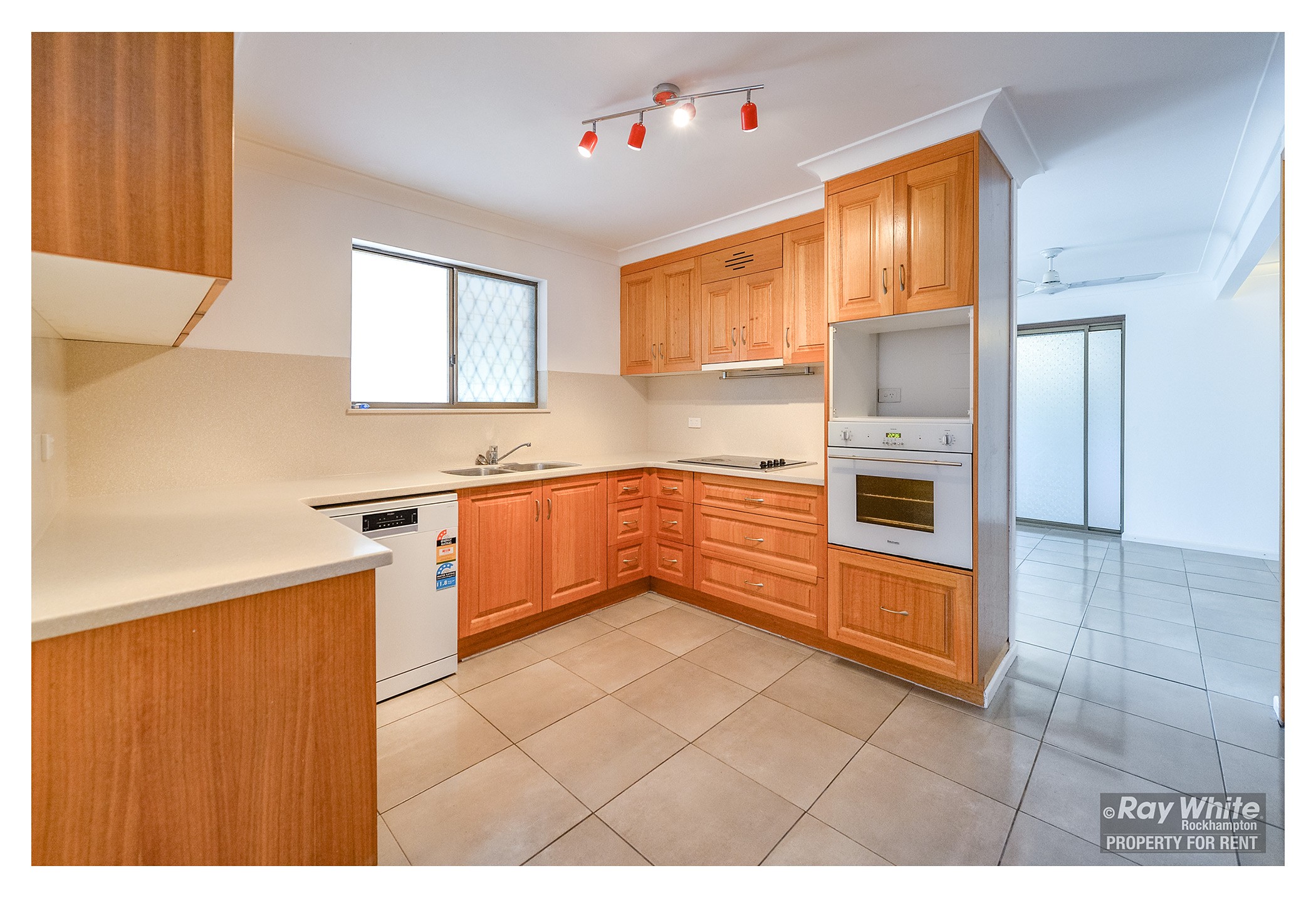 4 Standish Street, Norman Gardens, QLD 4701