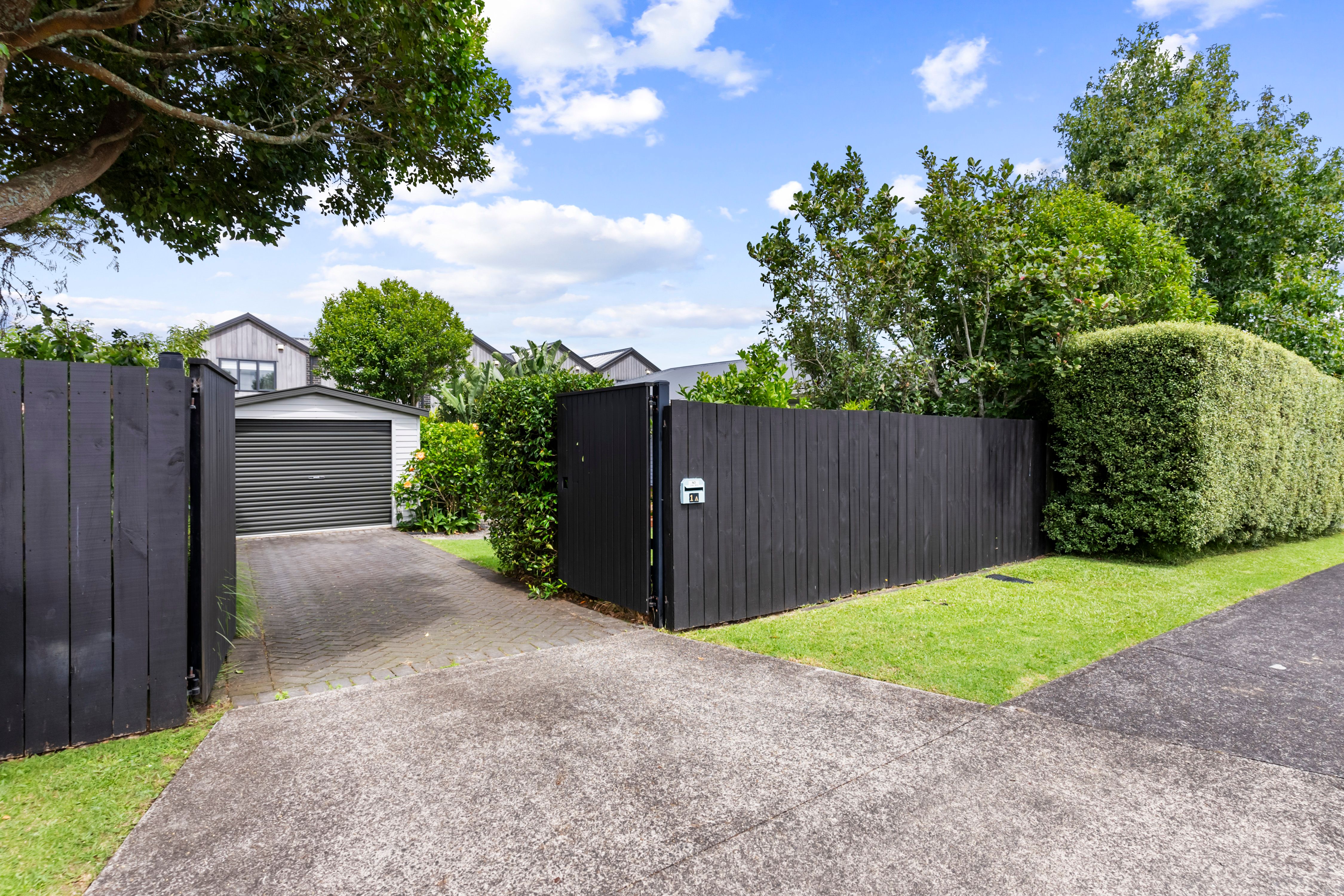 1A Rixon Place, Te Atatu Peninsula, Waitakere City