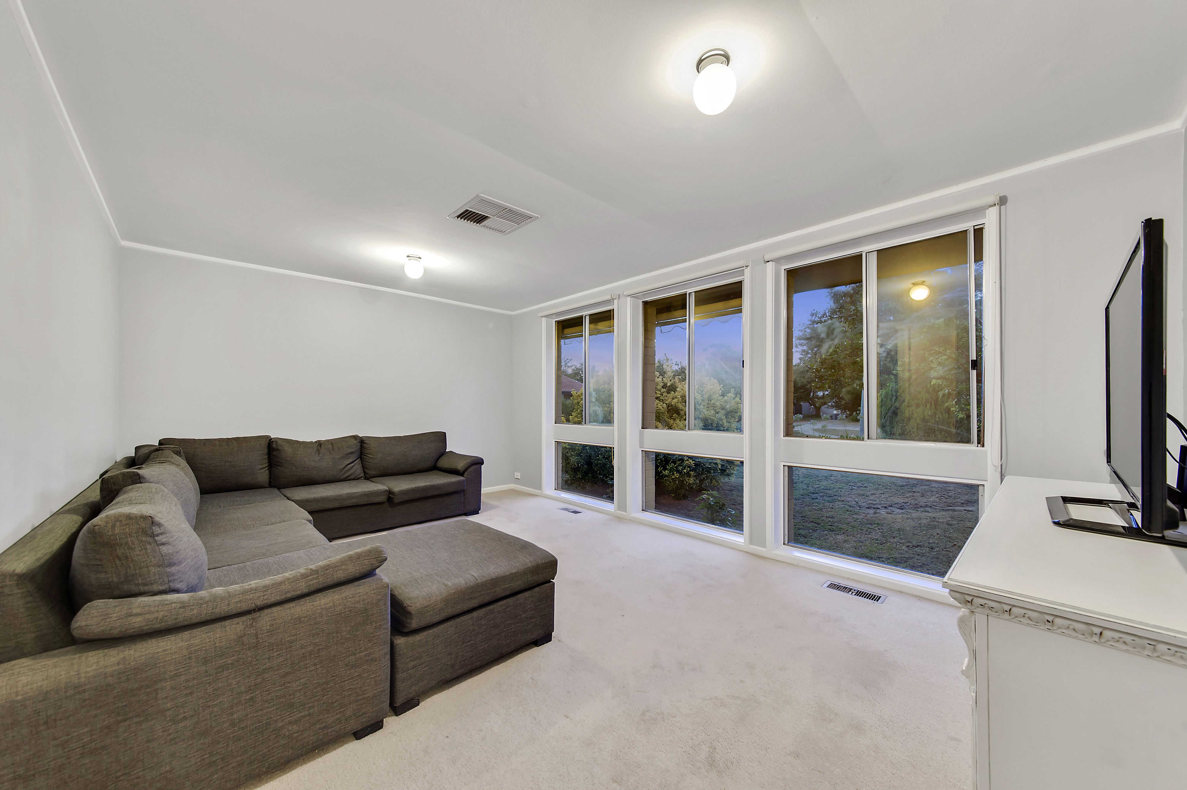 13 Levey Place, Melba, ACT 2615