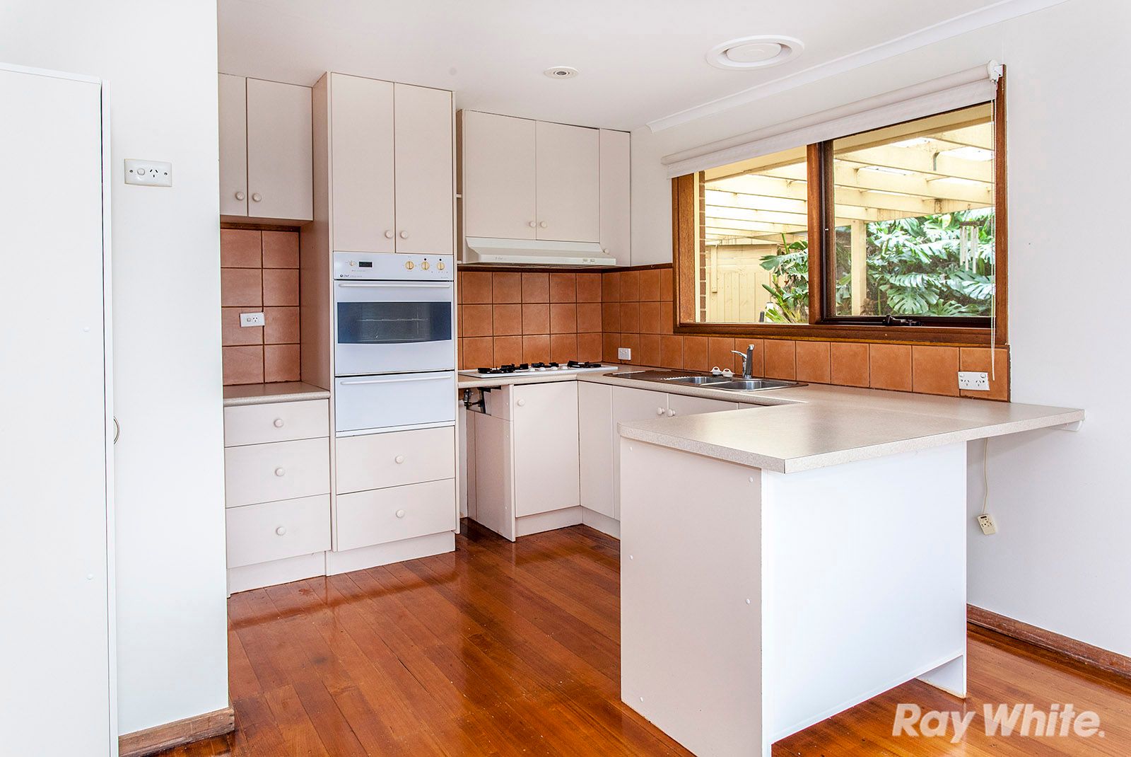 31 Lumeah Crescent, Ferntree Gully, VIC 3156