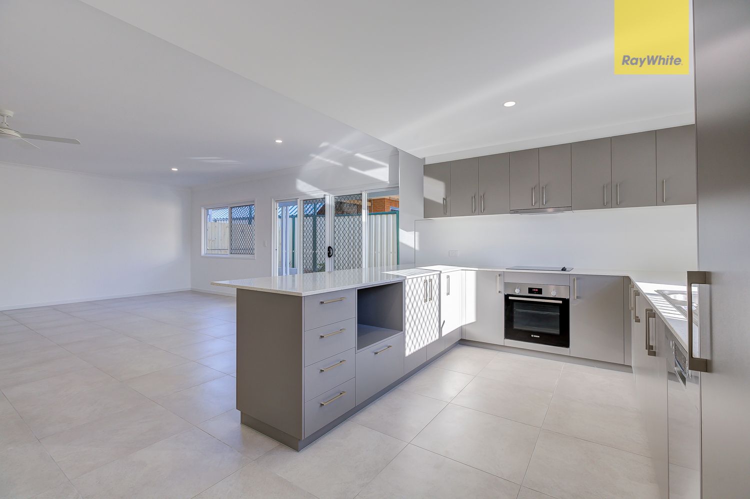 2/1 Gerrans Road, Rochedale South, QLD 4123