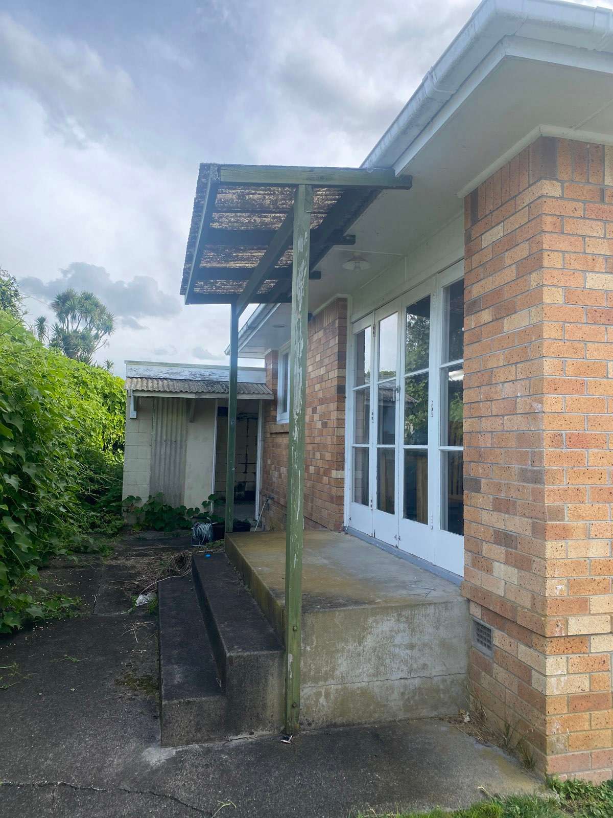42 Liston Crescent photo 6
