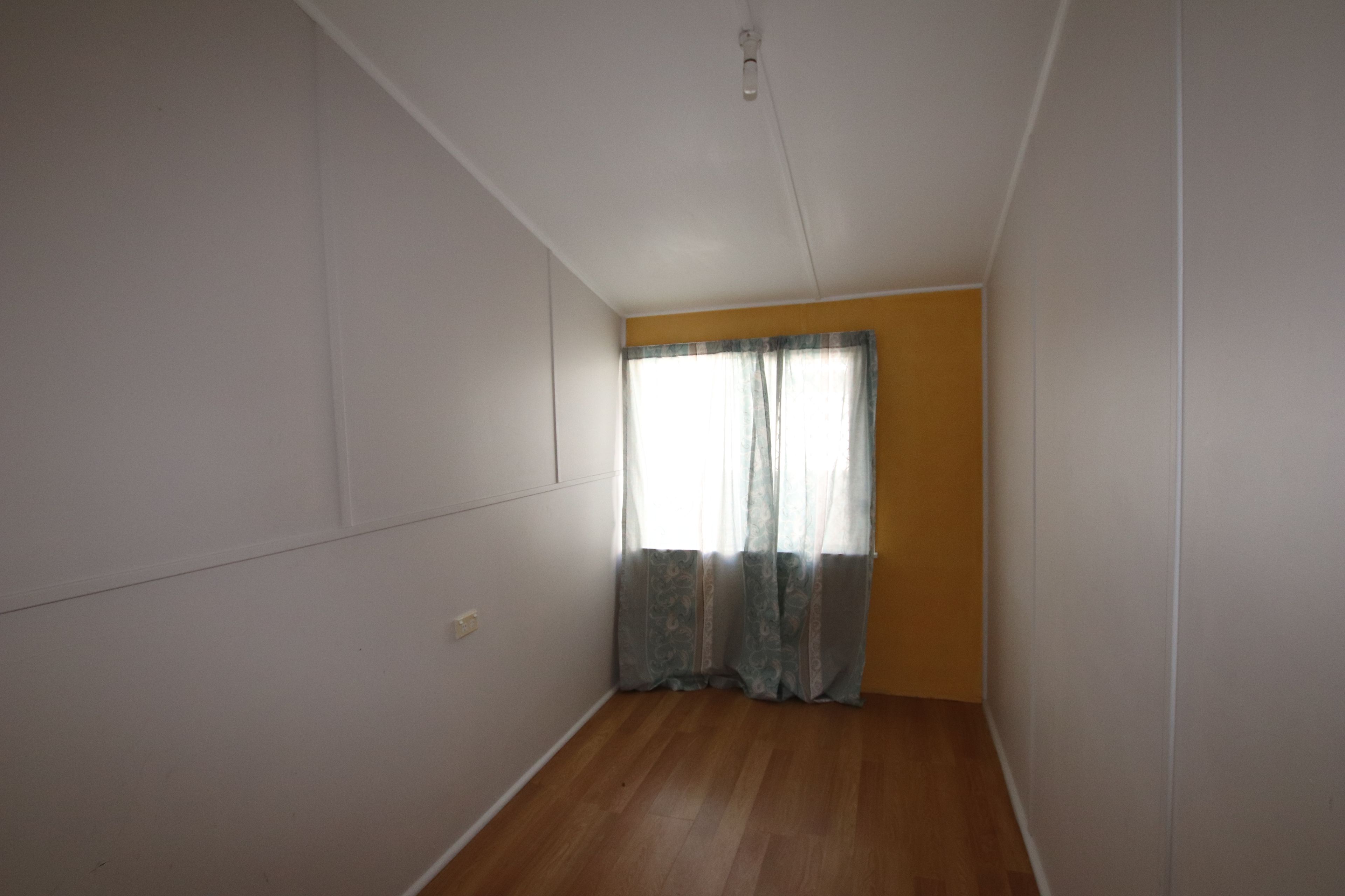 83 Grevillea Street — photo 9 of 11