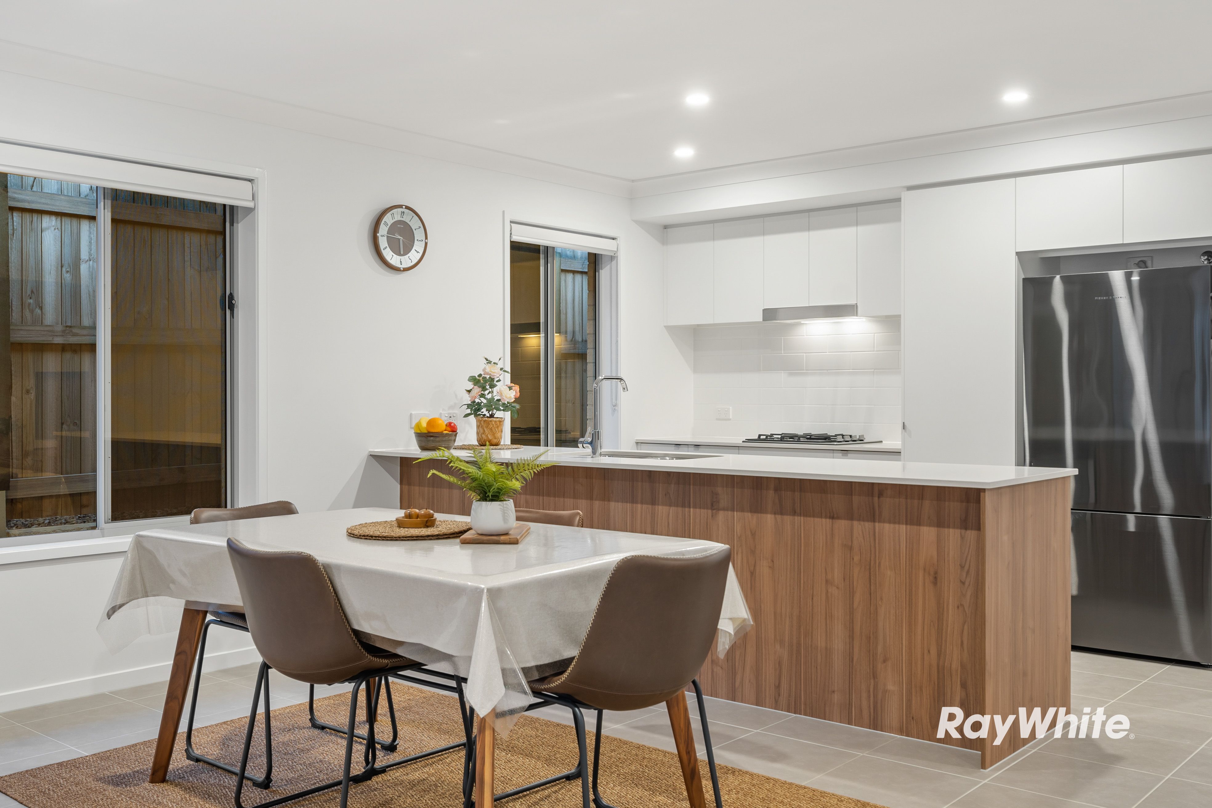 16 Austin Way, Park Ridge, QLD 4125
