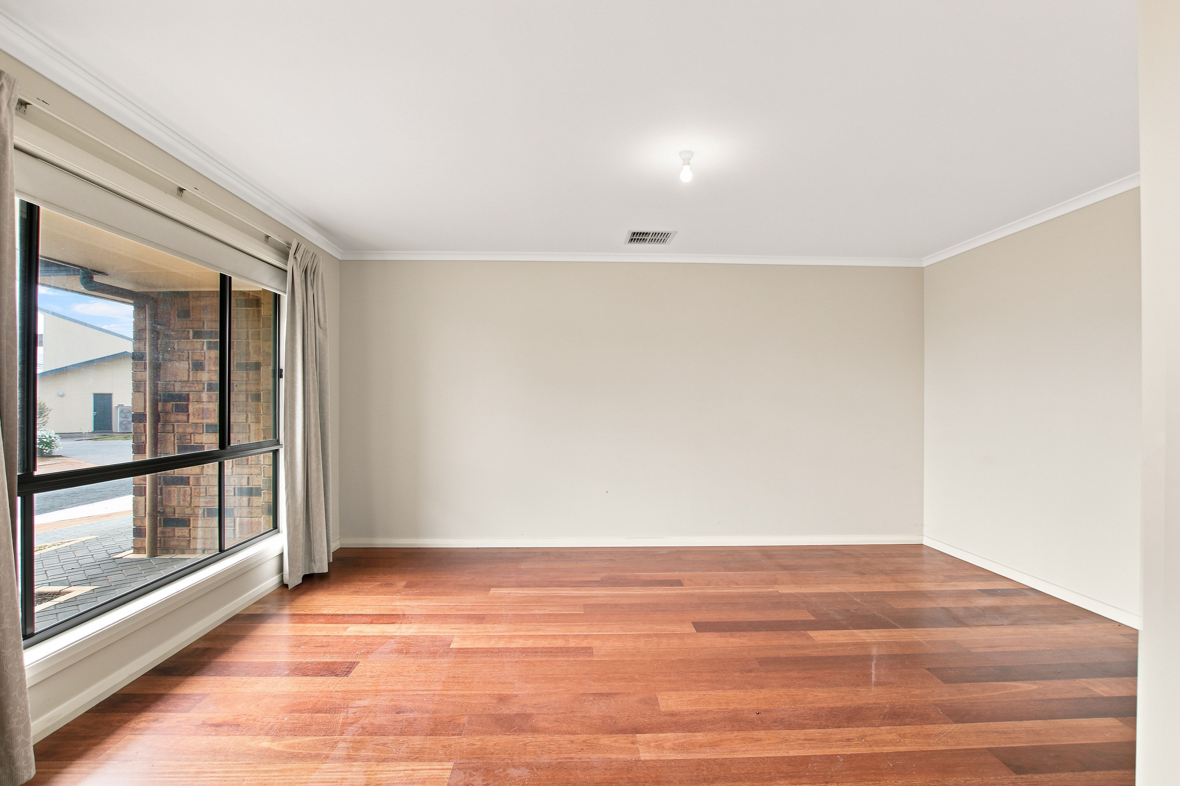 12 Edwards Crescent, Waikerie, SA 5330