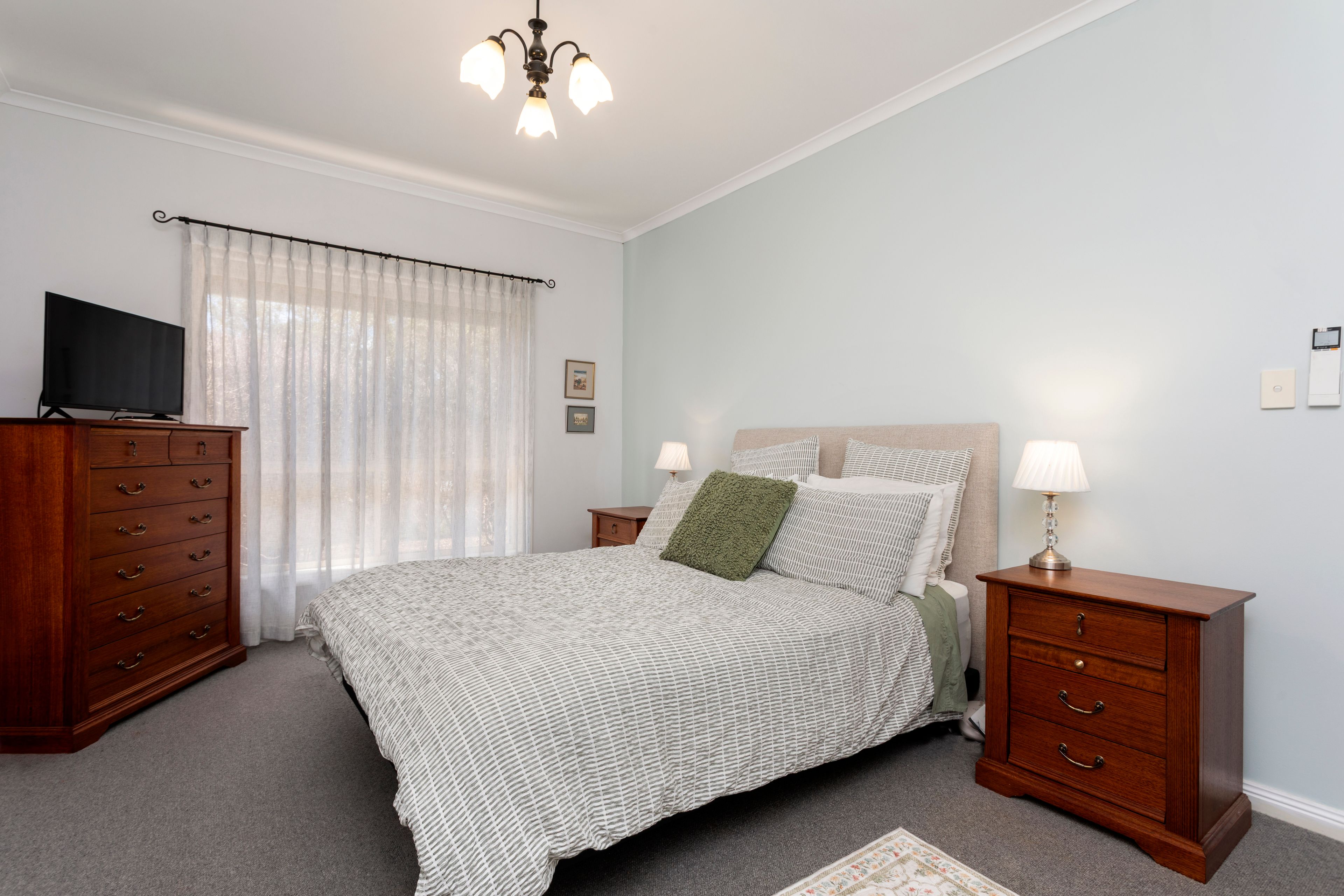 13 Bassett Street — photo 11 of 23