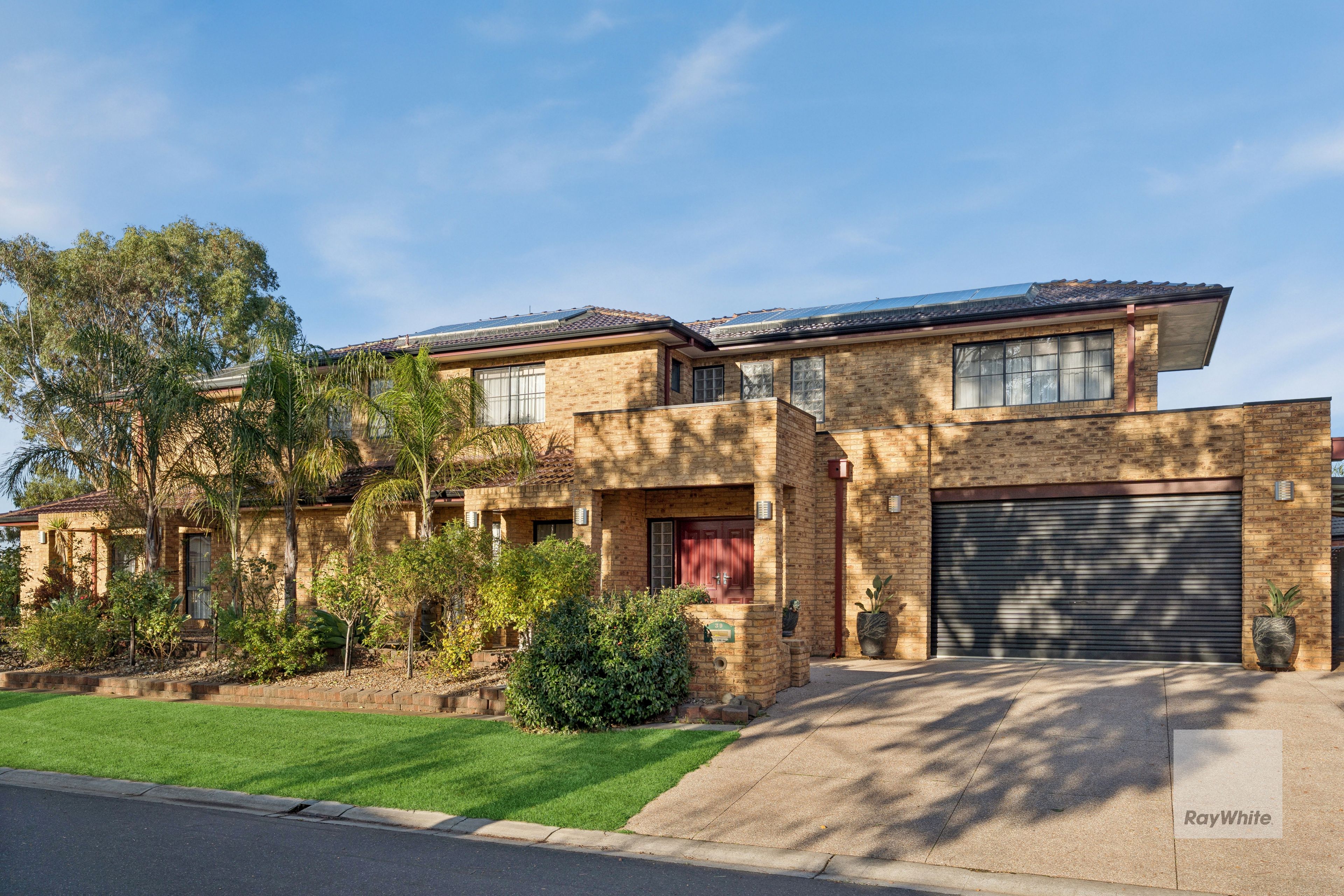 39 Abbington Crescent — photo from Ray White Pascoe Vale