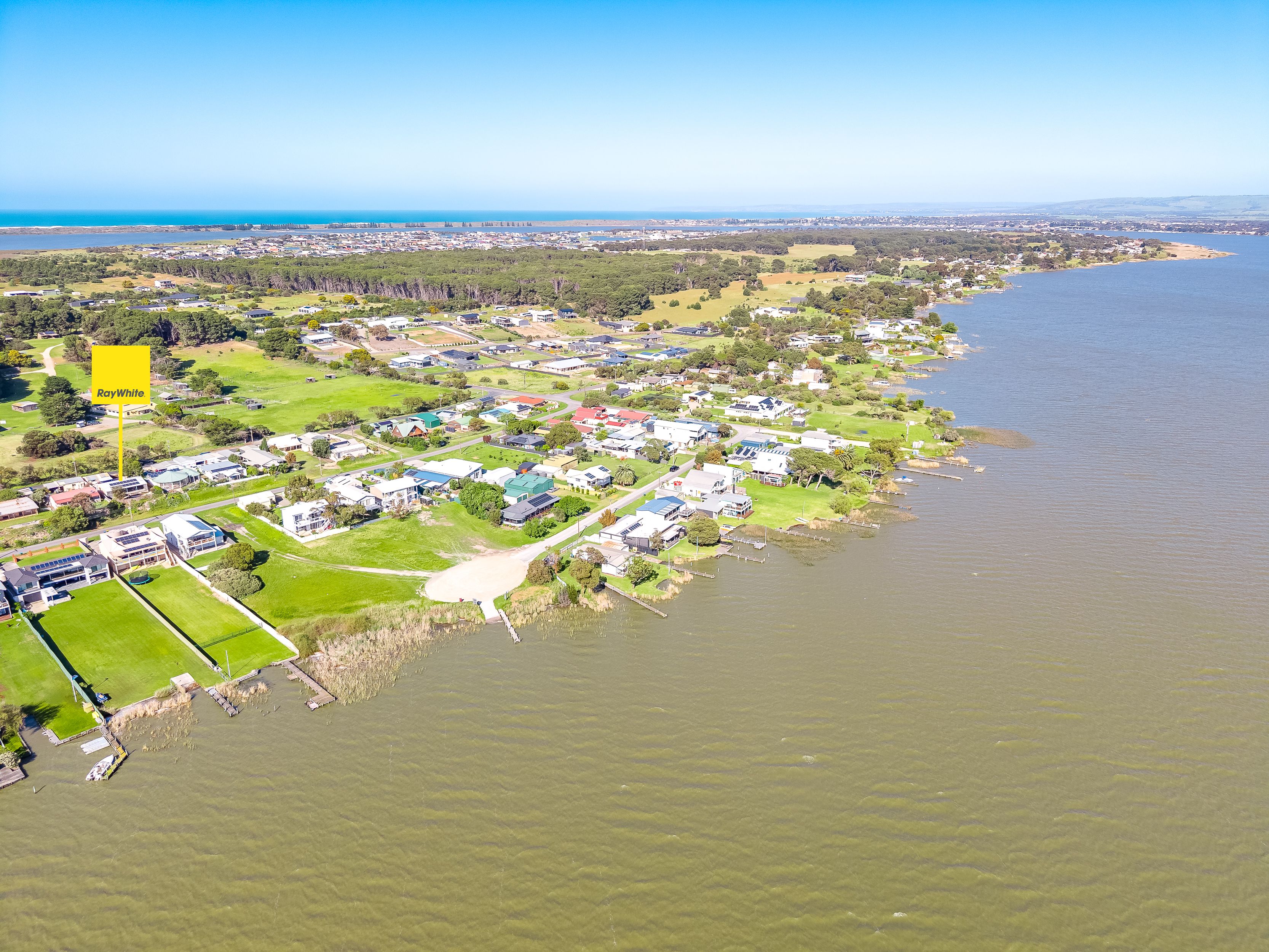 50 Sidney Parade, Hindmarsh Island, SA 5214