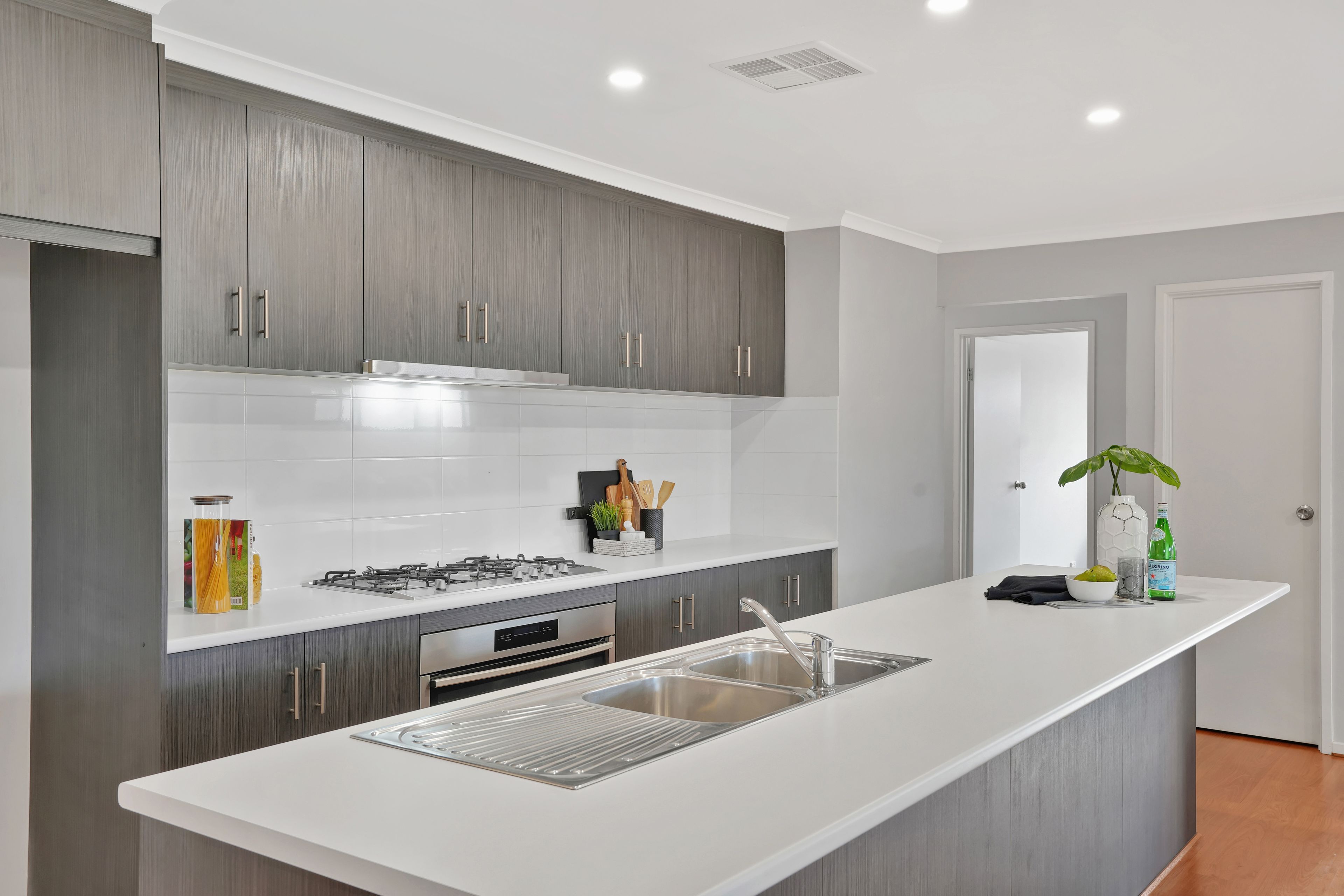 7 Evita Avenue — photo 8 of 26