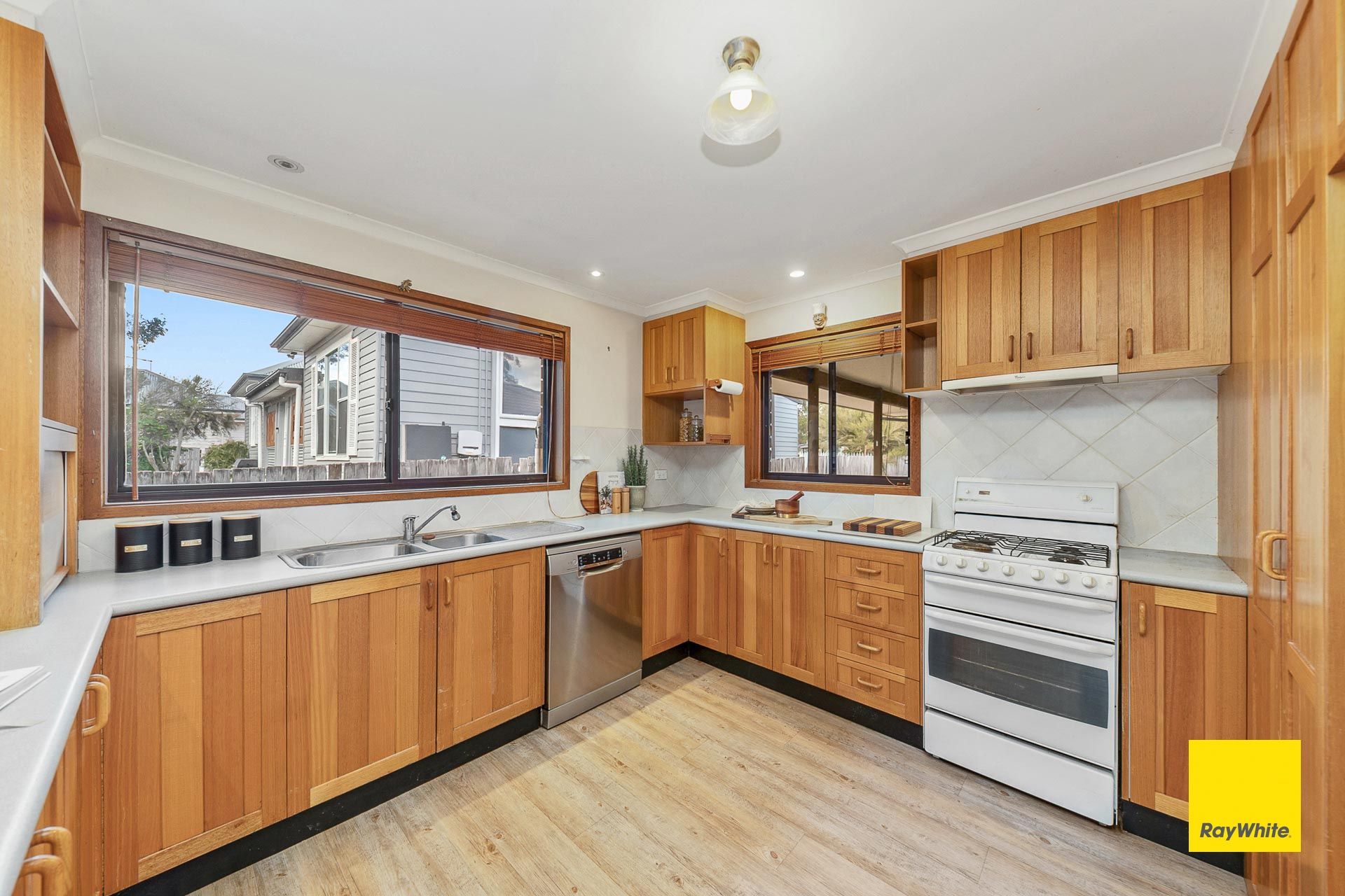 15 Forster Street — photo 3 of 22