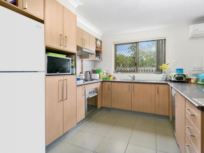 11 Farmer Street, Redbank Plains, QLD 4301