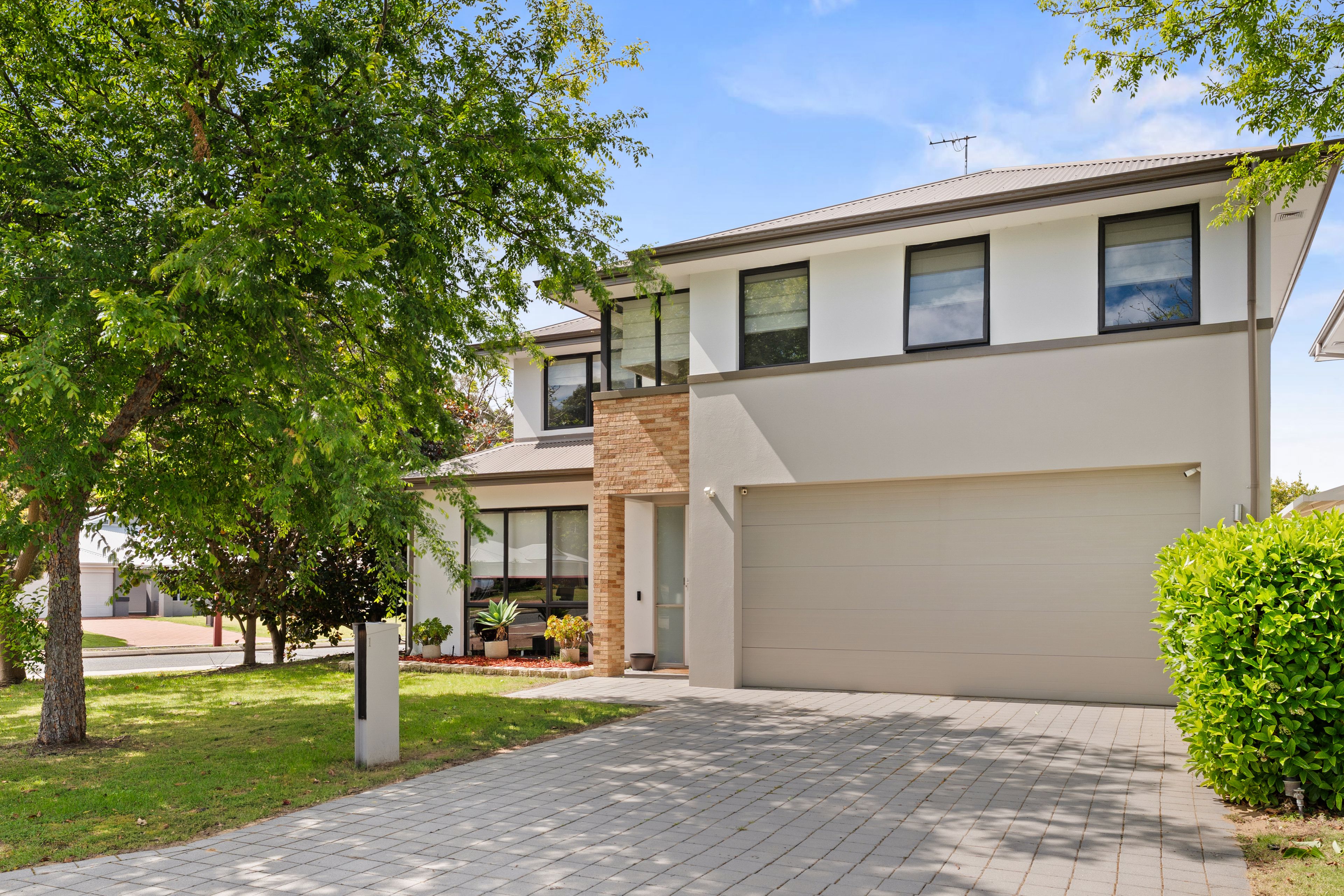 1 Middleton Loop — photo from Ray White Rockingham Baldivis