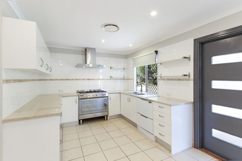 39 Cabrera Crescent, Beerwah, QLD 4519
