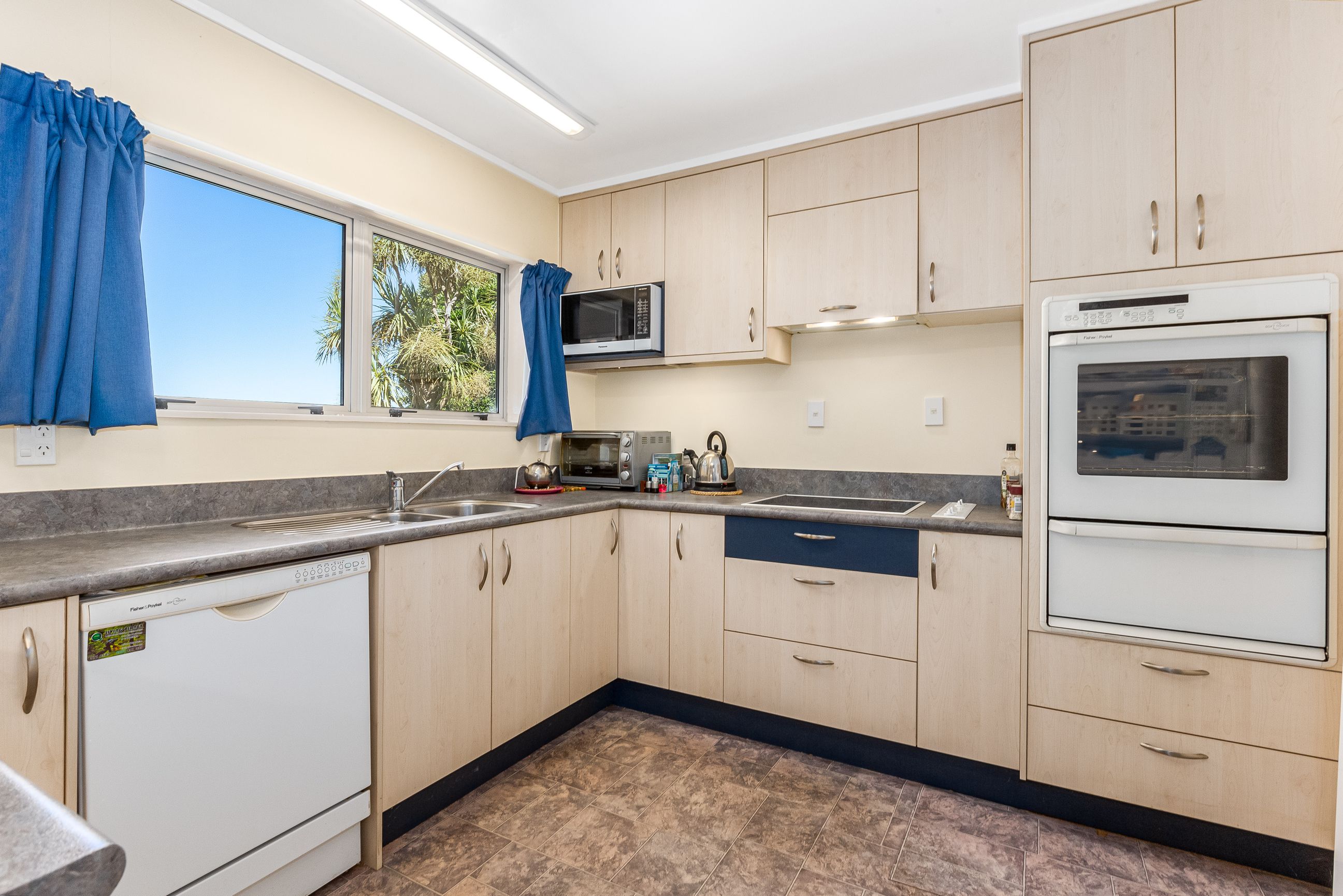 25 Amapur Drive, Khandallah, Wellington City