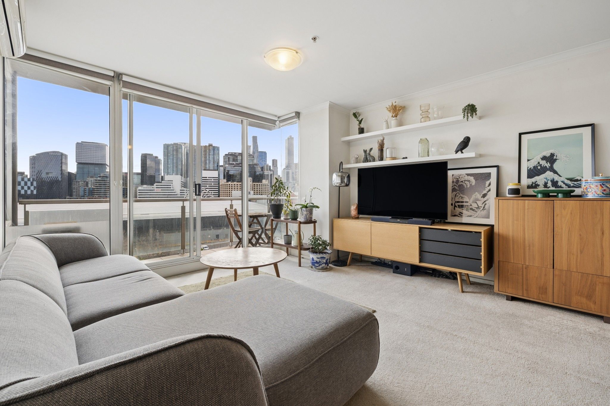 85/79 Whiteman Street — photo from Ray White Southbank | Melbourne City