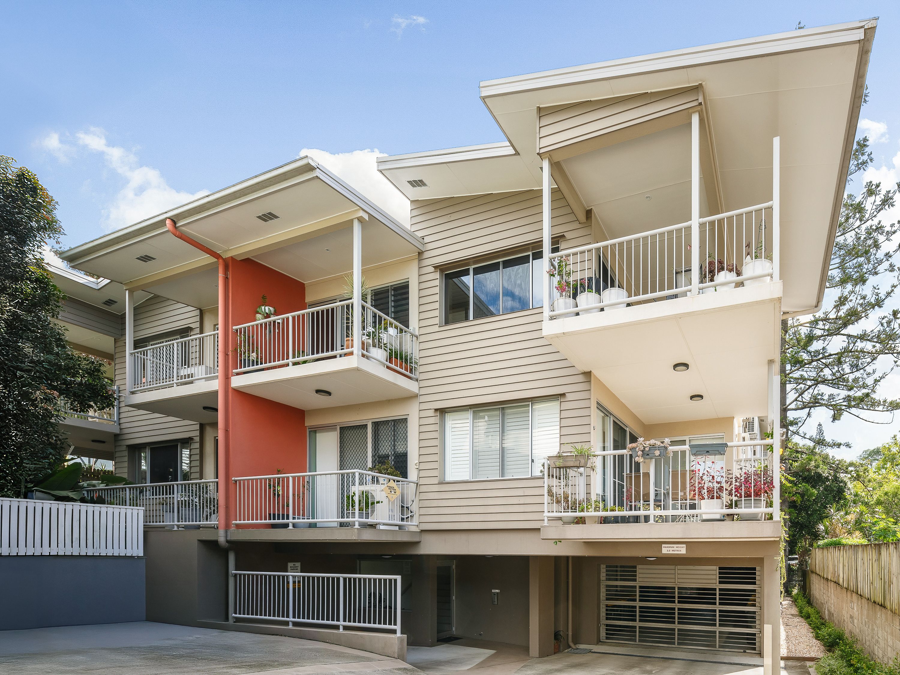 15 Adsett Street, Taringa QLD 4068