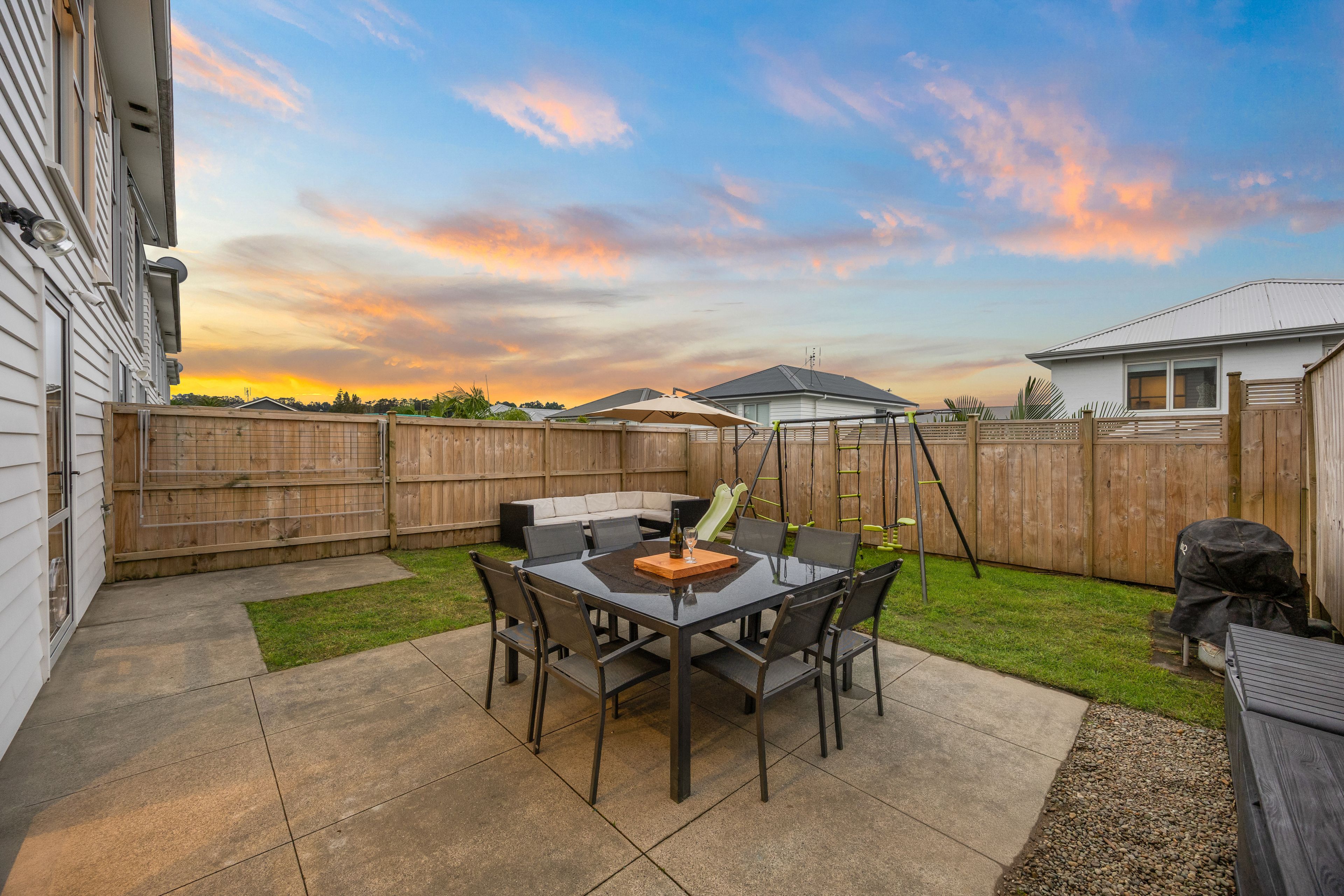 27 Forbes McCammon Drive, Swanson, Waitakere City