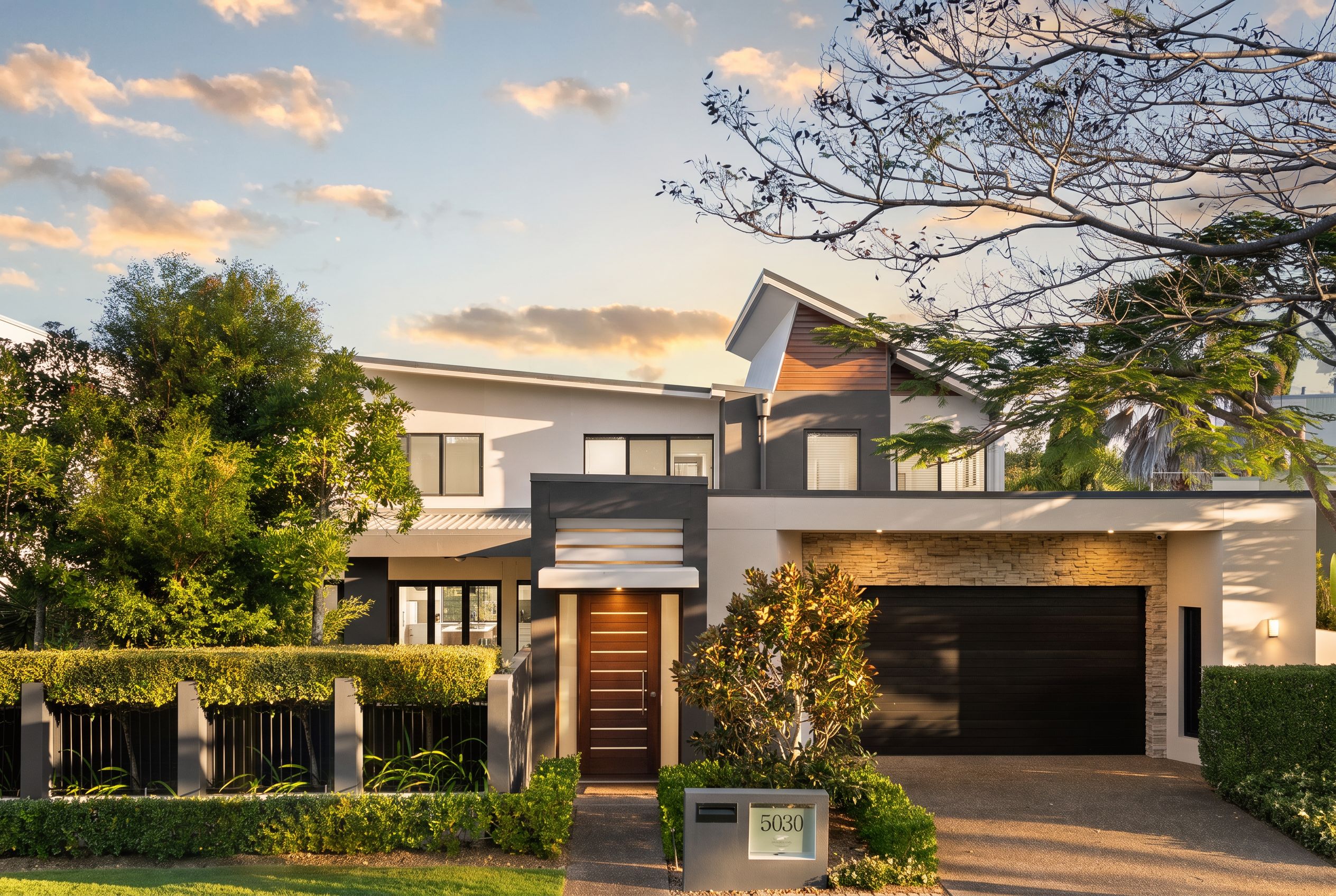 5030 Emerald Island Drive, Carrara, QLD 4211