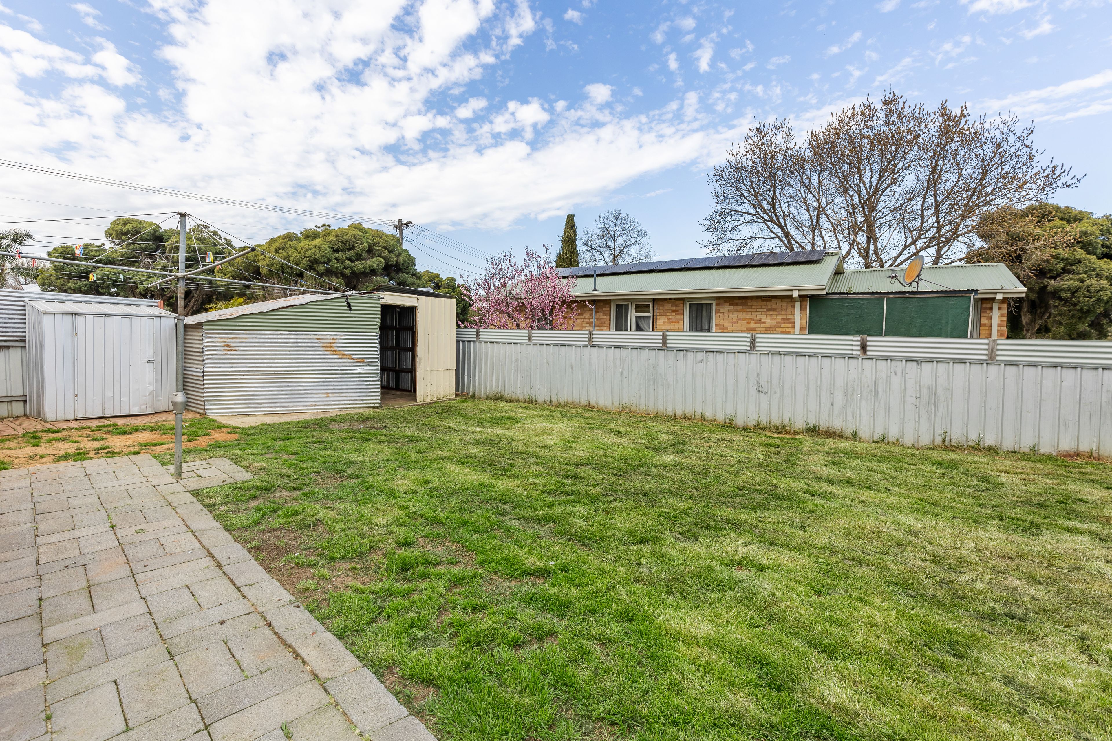 19 Baird Avenue — photo 16 of 16
