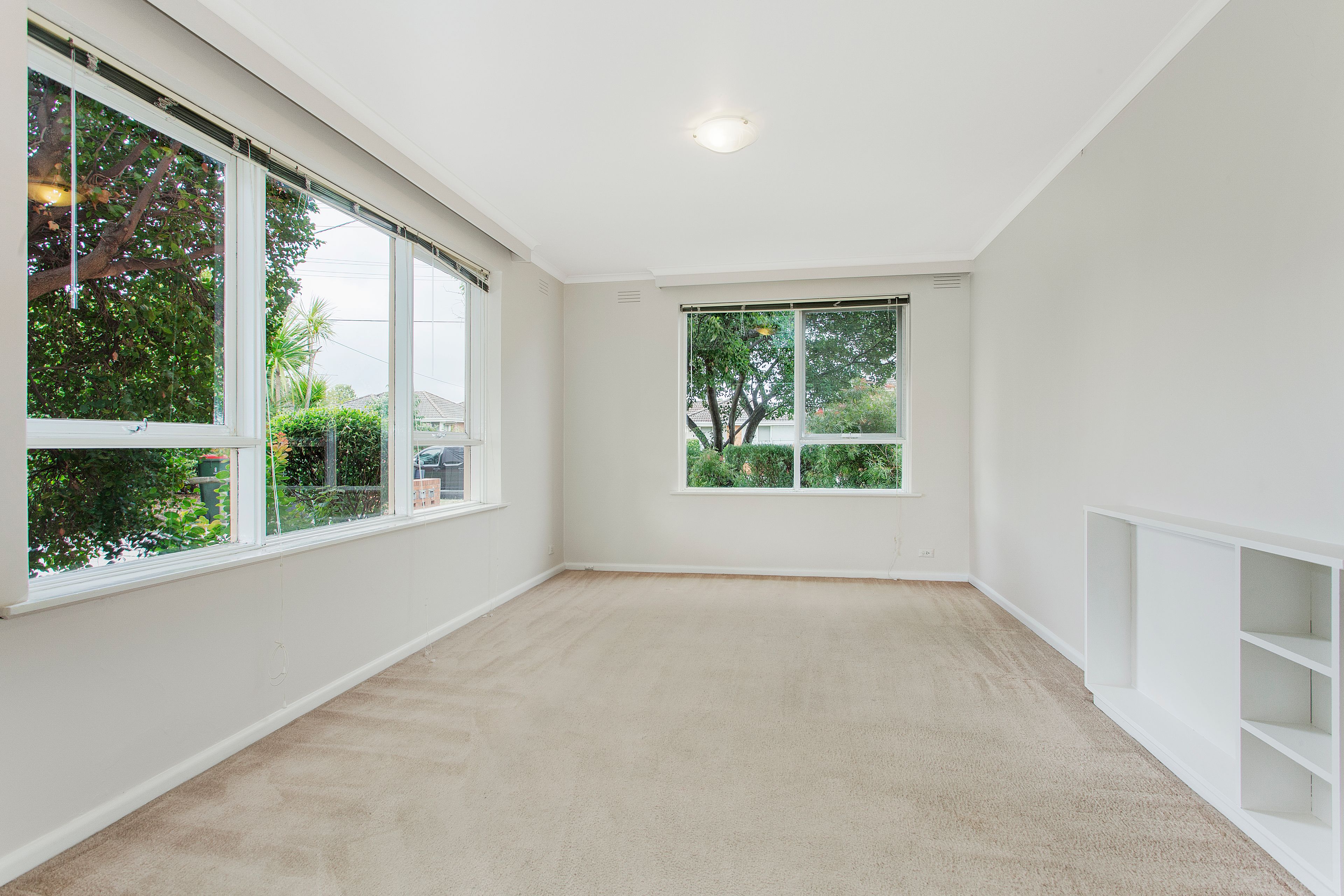 1/8 Waratah Avenue, Glen Huntly, VIC 3163