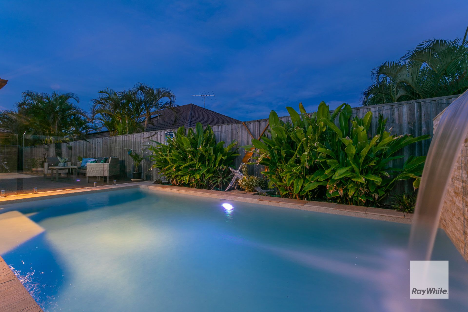 18 Sapium Road, Redland Bay QLD 4165