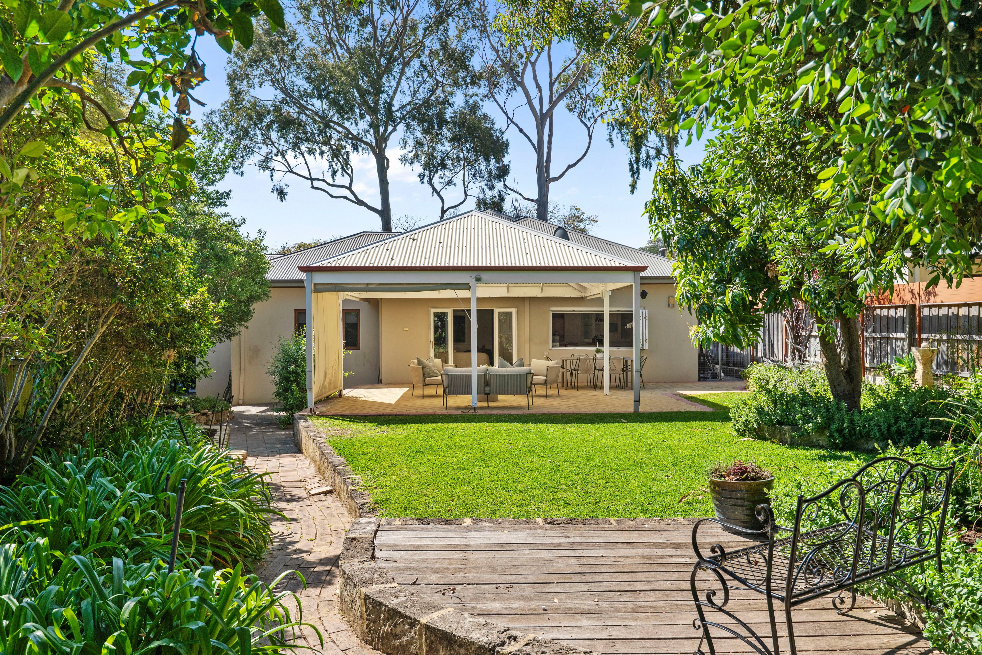 35 Shann Street — photo 13 of 28